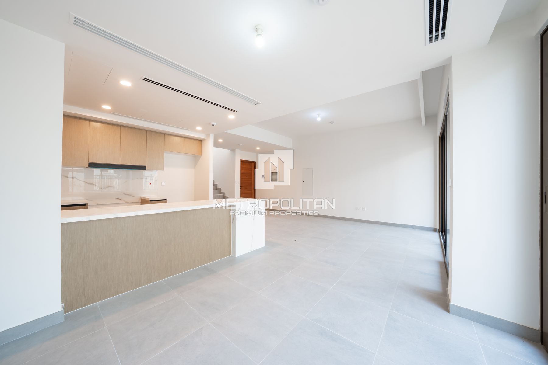 3BR Villa for Rent in Dubai Land – MPR-8670 photo-2