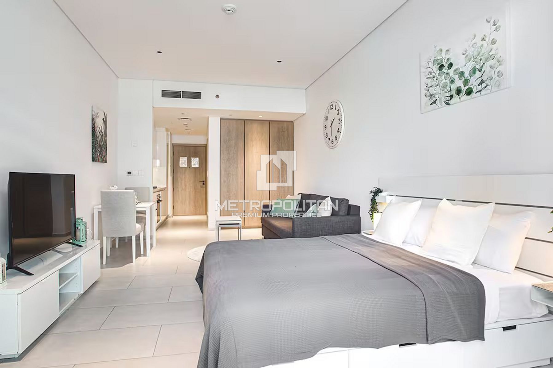 Fully Furnished | Spacious | Vacant 31st Jan 2026 photo-8