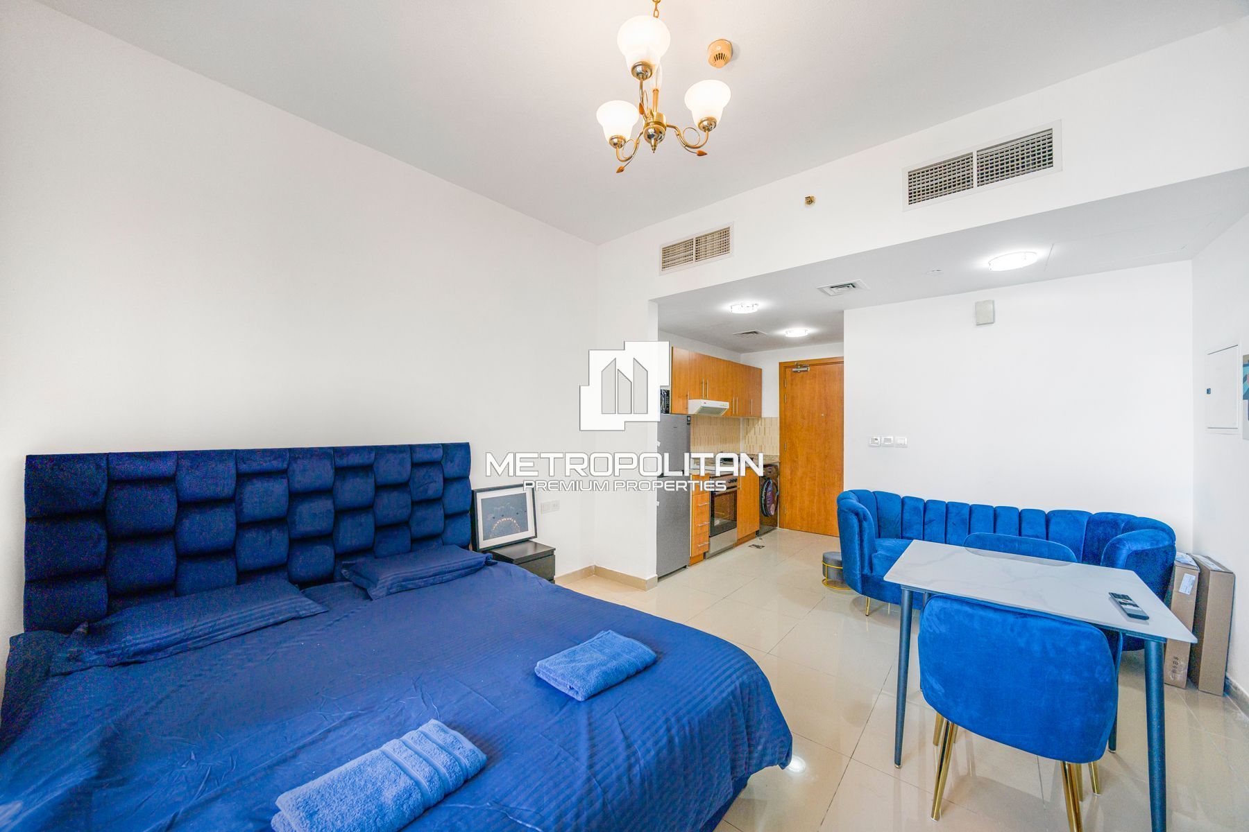 Image - Lakeside Tower B, Dubai Production City (IMPZ), Dubai | Project - Appartement