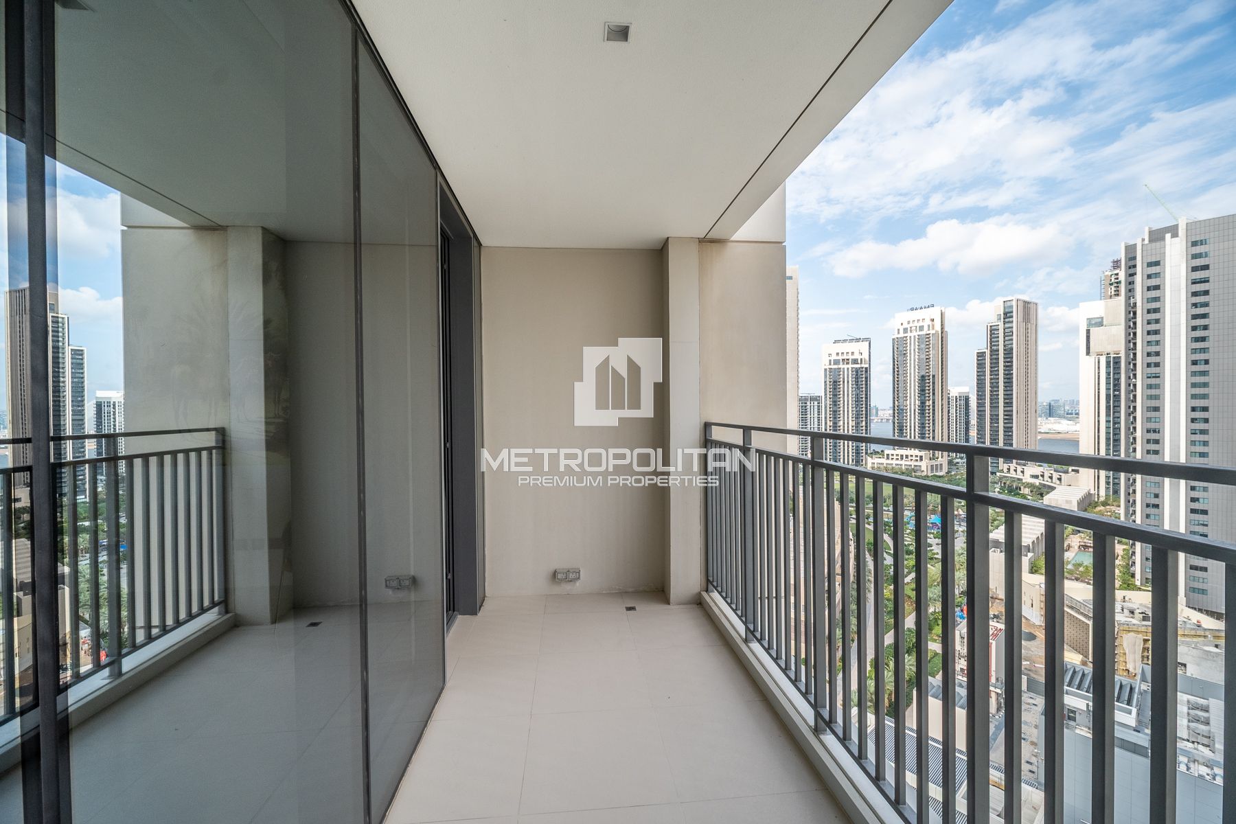 Image - 17 Icon Bay, Dubai Creek Harbour (The Lagoons), Dubai | Project - شقة