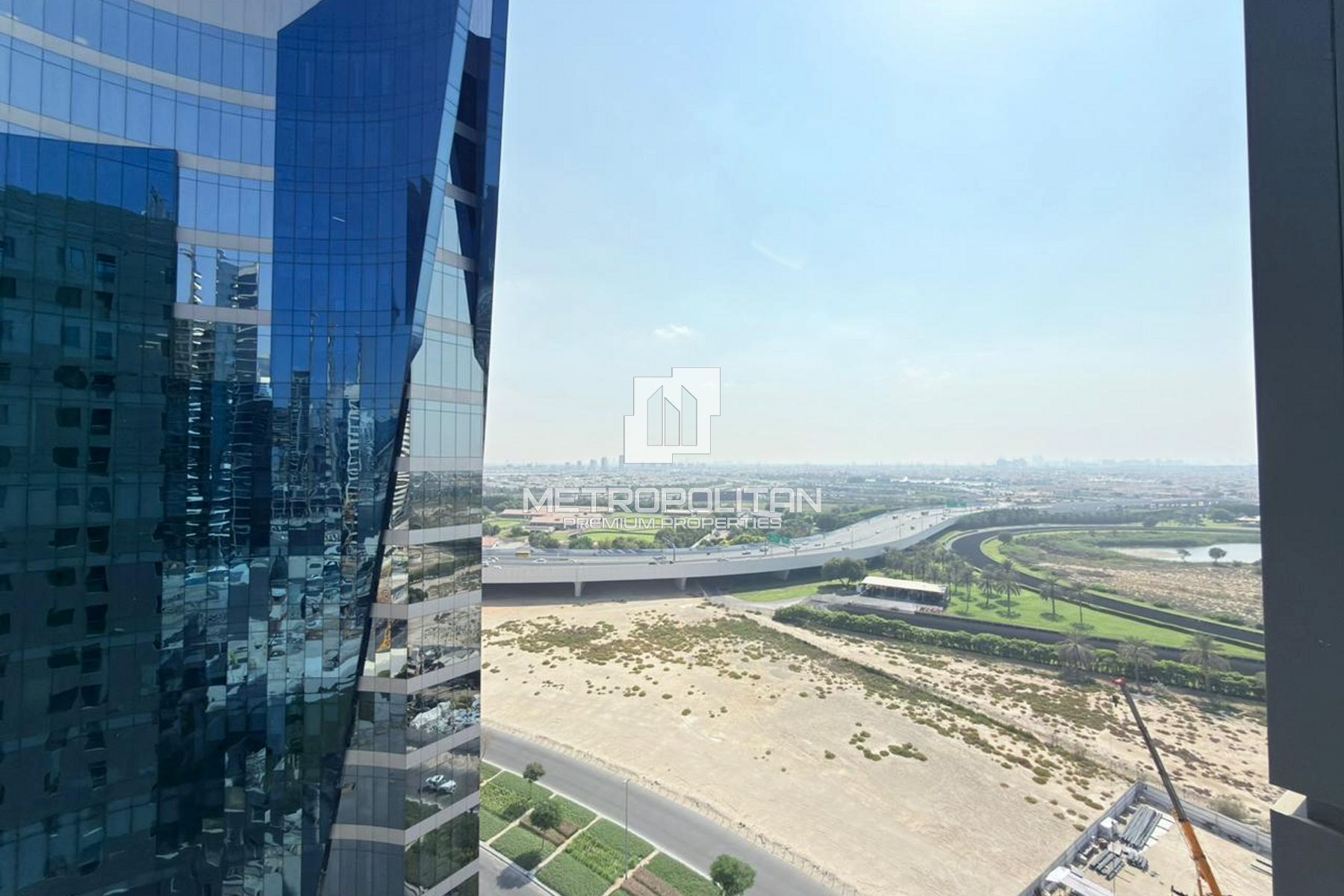 Vacant Now | Best Price | Equipped Kitchen photo-2