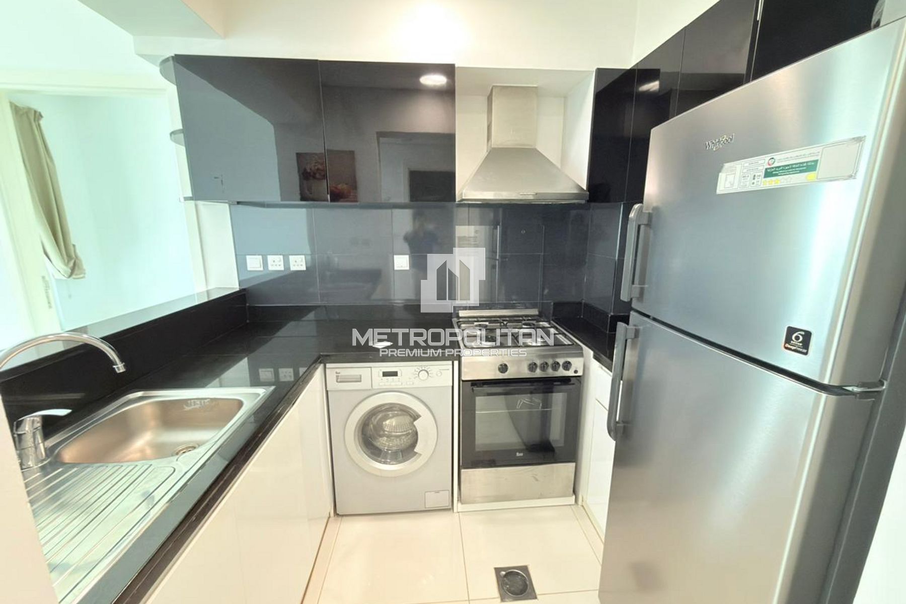 Vacant Now | Best Price | Equipped Kitchen photo-12