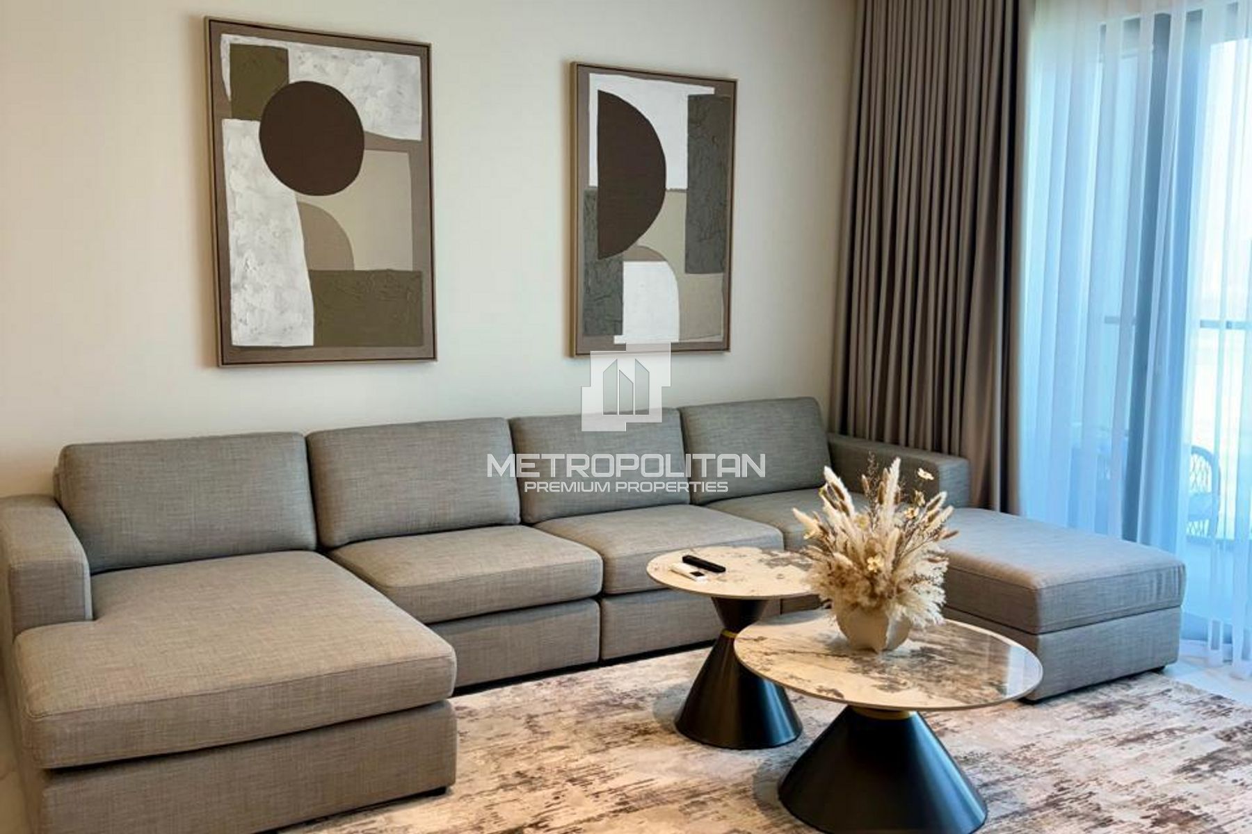 Ready To Move | Fully Furnished | Spacious photo-1