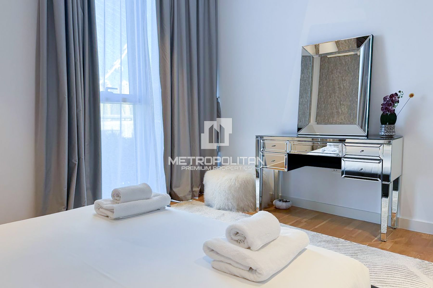 إطلالة على عين دبي | شاغر في 27 ديسمبر | مفروش بالكامل photo-1