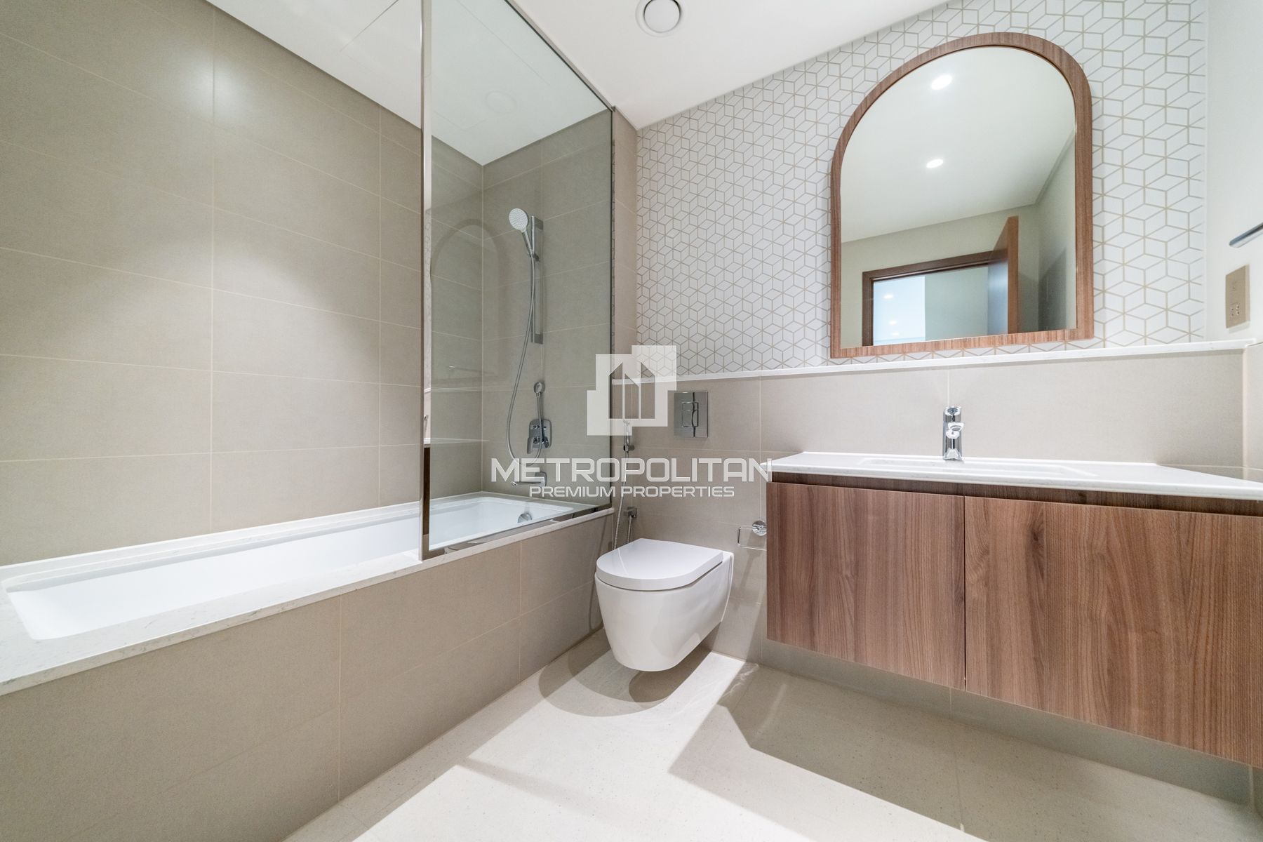 Image - Vida Residences Creek Beach, Dubai Creek Harbour (The Lagoons), Dubai | Project - Appartement