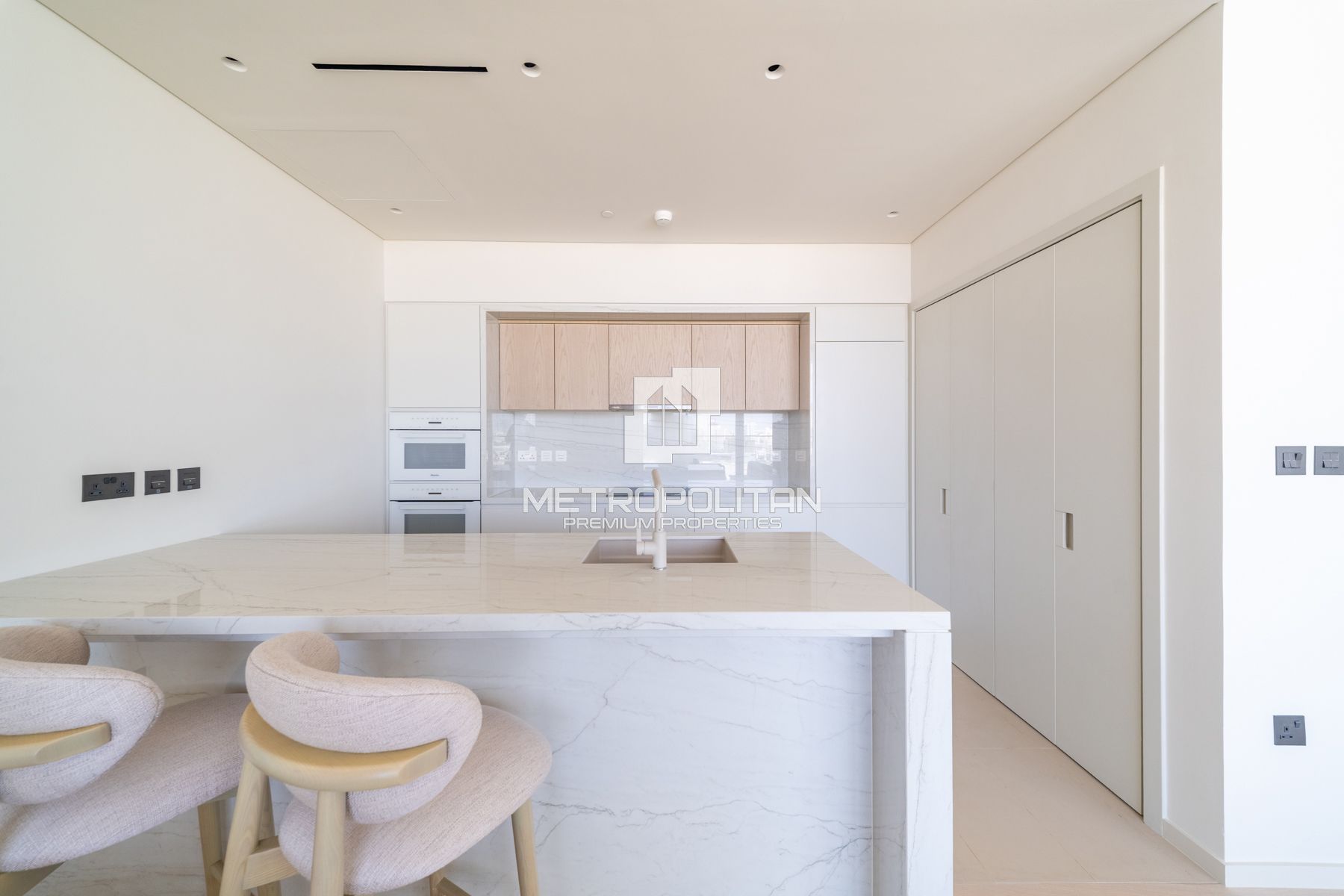 شقة بغرفة نوم واحدة للإيجار في الجداف – MPR-8756 photo-5