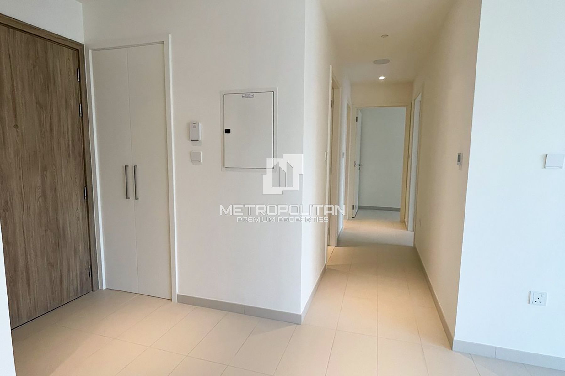 Spacious Layout | Prime Location | Great Layout photo-1