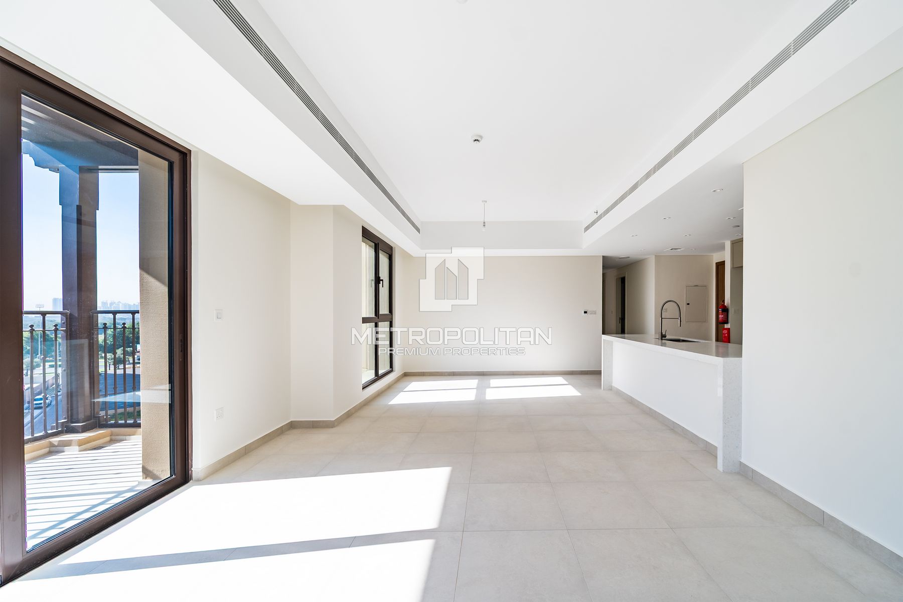 Изысканная жизнь | Престижное расположение | Современное сообщество photo-0