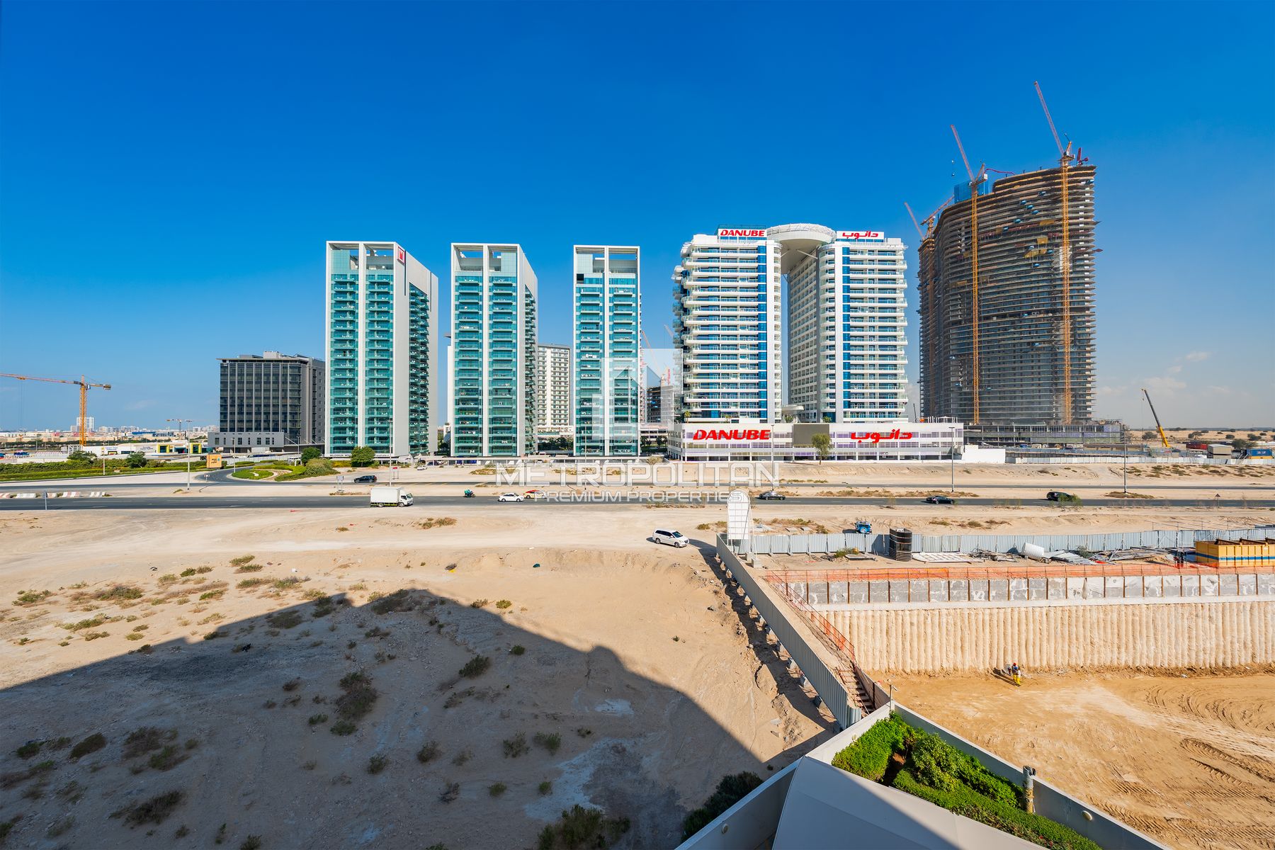 Luxurious and Stylish | Brand New | Prime Location photo-9