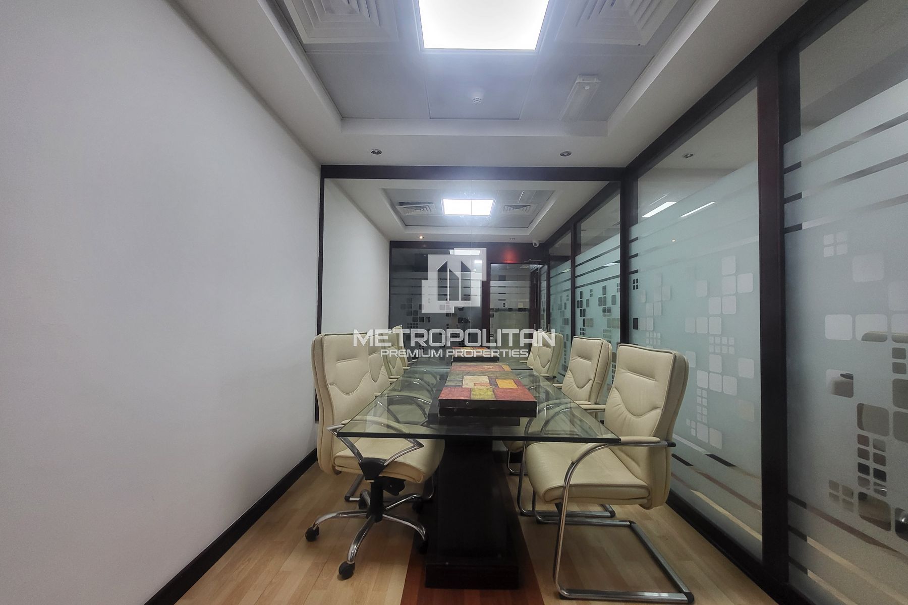 مكتب استوديو للإيجار في أبراج بحيرات جميرا – MPR-8816 photo-11