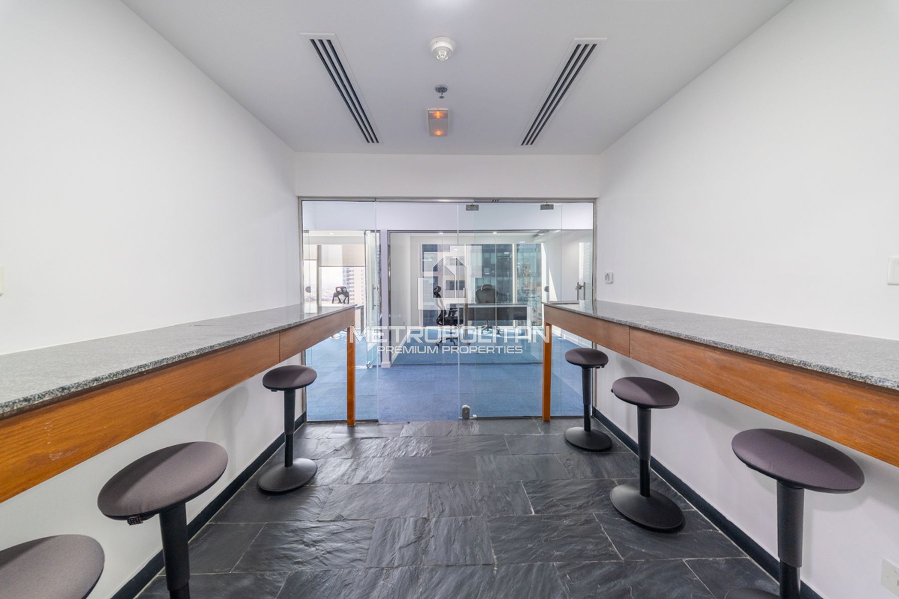 مكتب للإيجار في بزنس باي – MPR-8822 photo-10