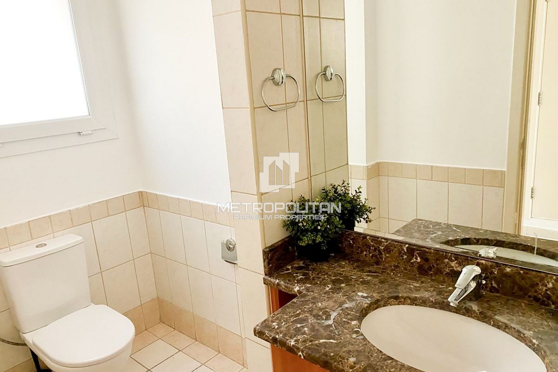 Maison de ville 2 chambres à louer à The Springs – MPR-8824 photo-1