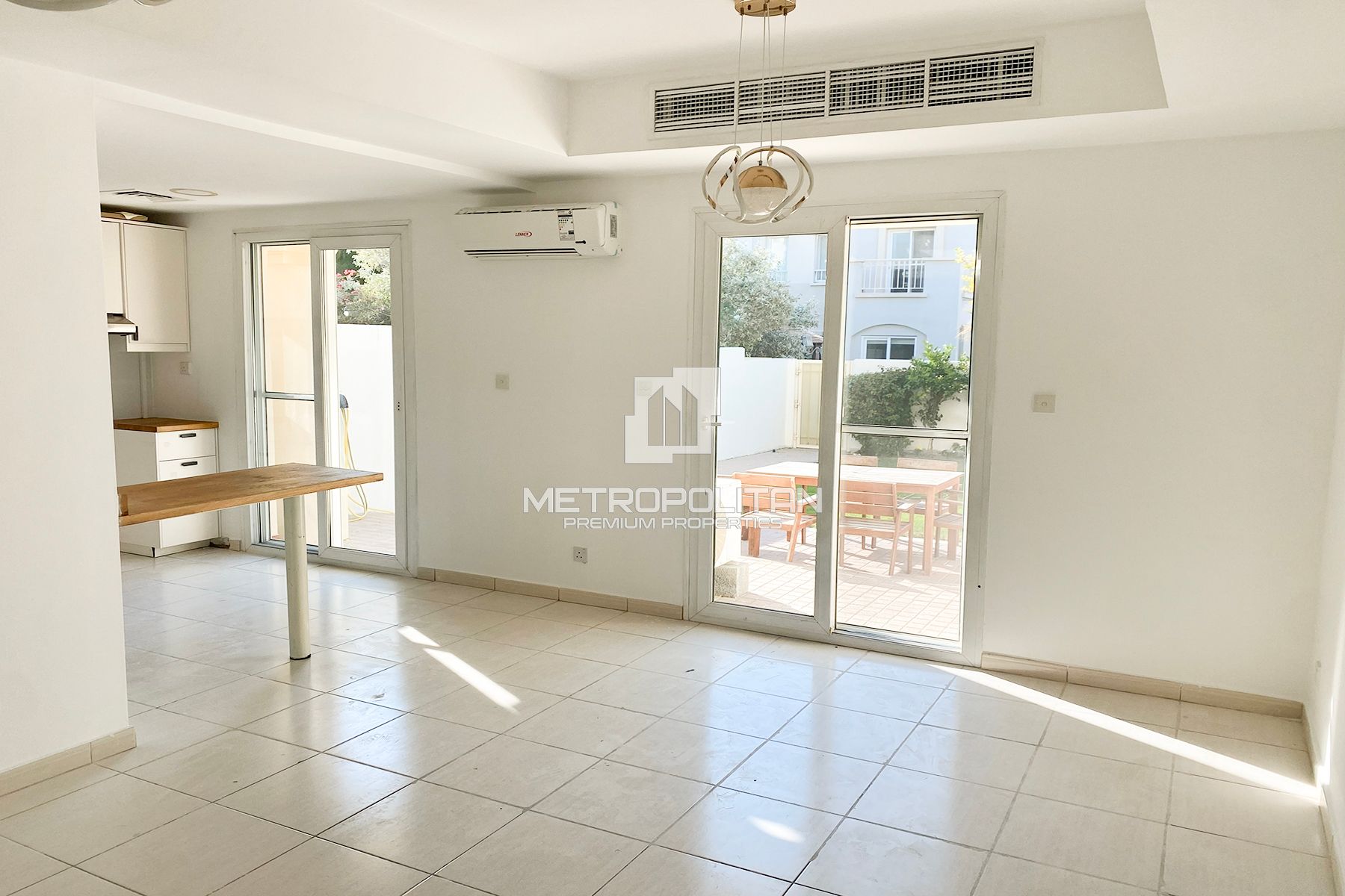 فيلا 2 غرفة نوم للإيجار في ذا سبرينجز – MPR-8827 photo-1