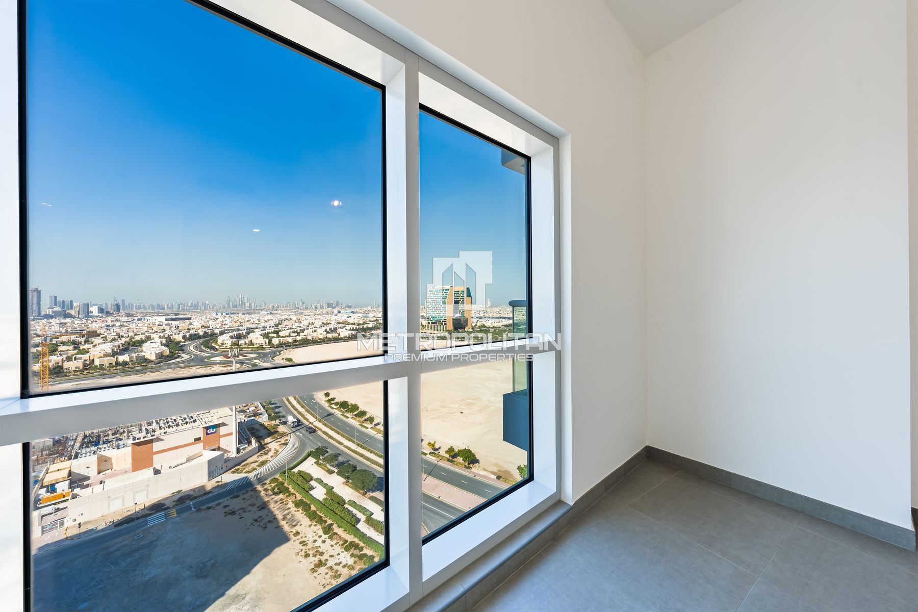 Vacant Now | High Floor | Great View | Unfurnished photo-2