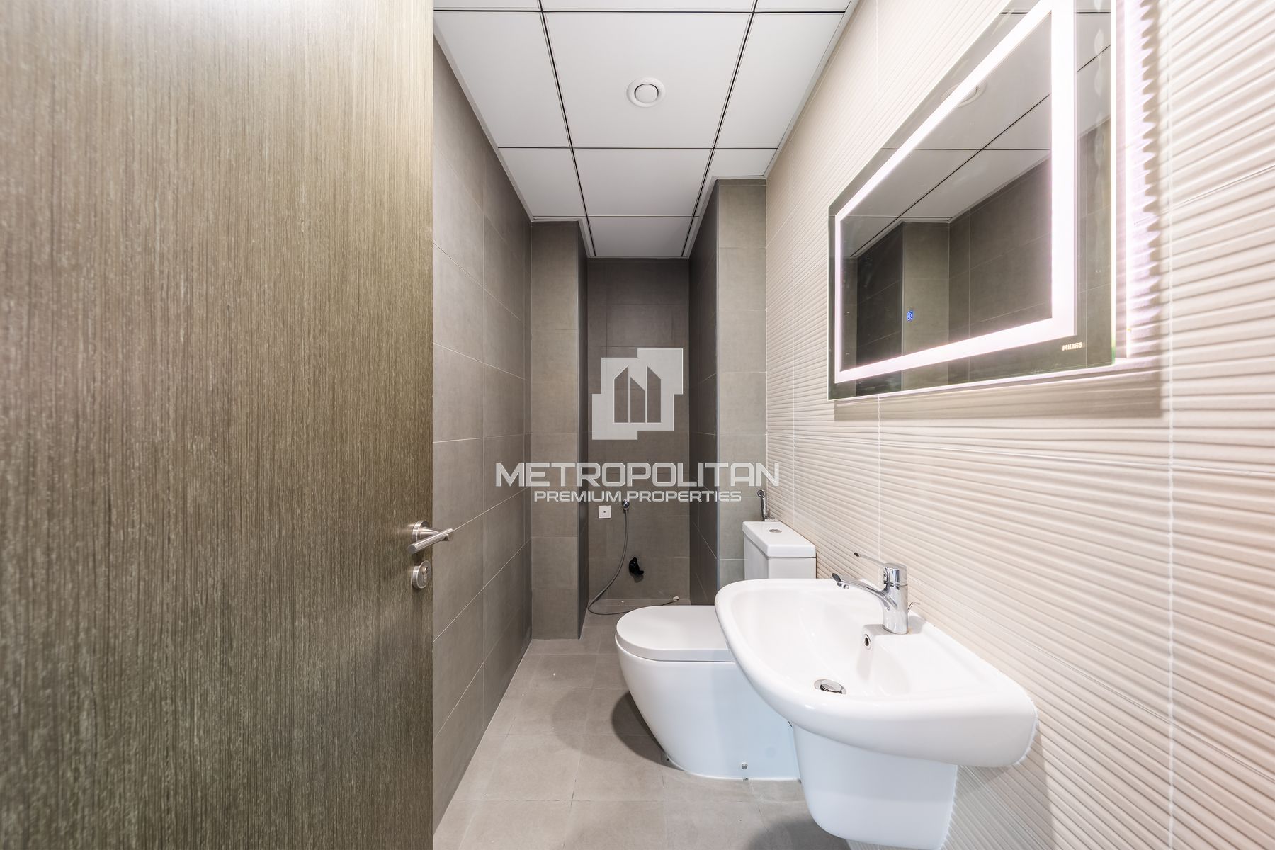 Vacant Now | High Floor | Great View | Unfurnished photo-5