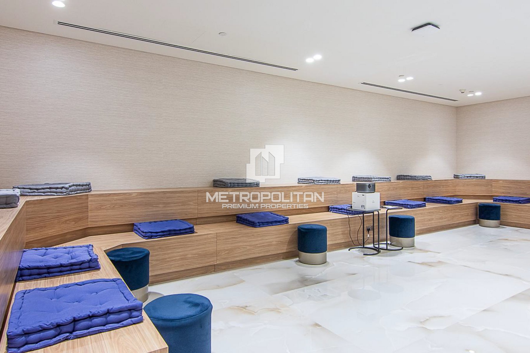 مكتب للإيجار في الخليج التجاري – MPR-8836 photo-15