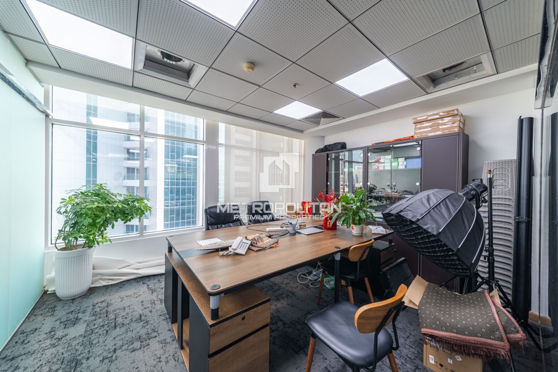 Image - Clover Bay Tower, Business Bay, Dubai | Project - Office