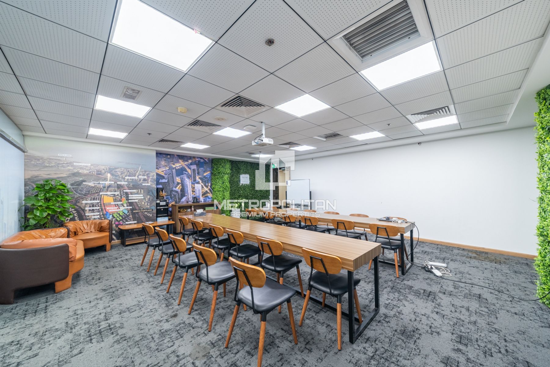 Image - Clover Bay Tower, Business Bay, Dubai | Project - Office