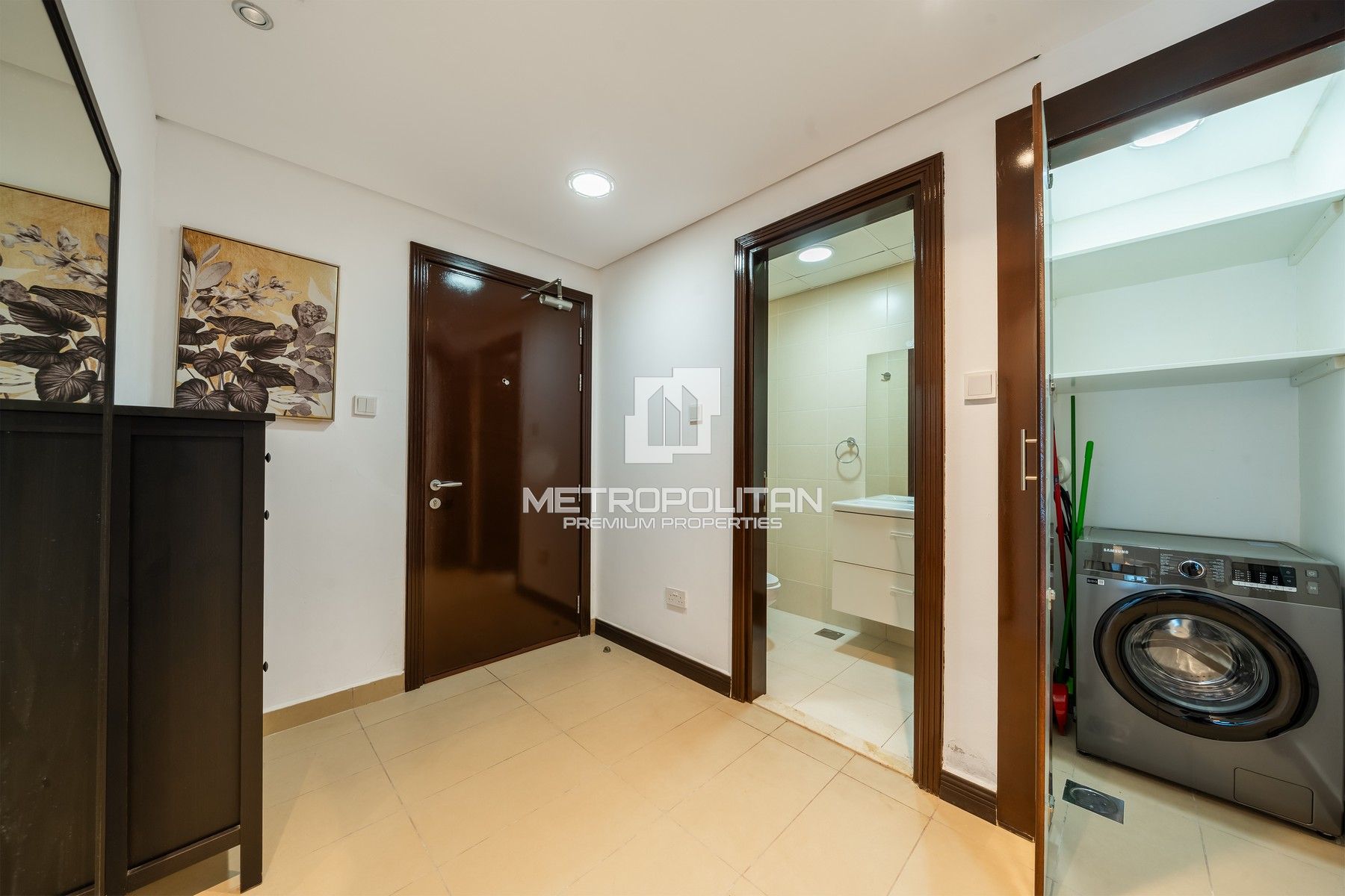 Image - Lakeside Residence, Jumeirah Lake Towers, Дубай | Project - Апартаменты