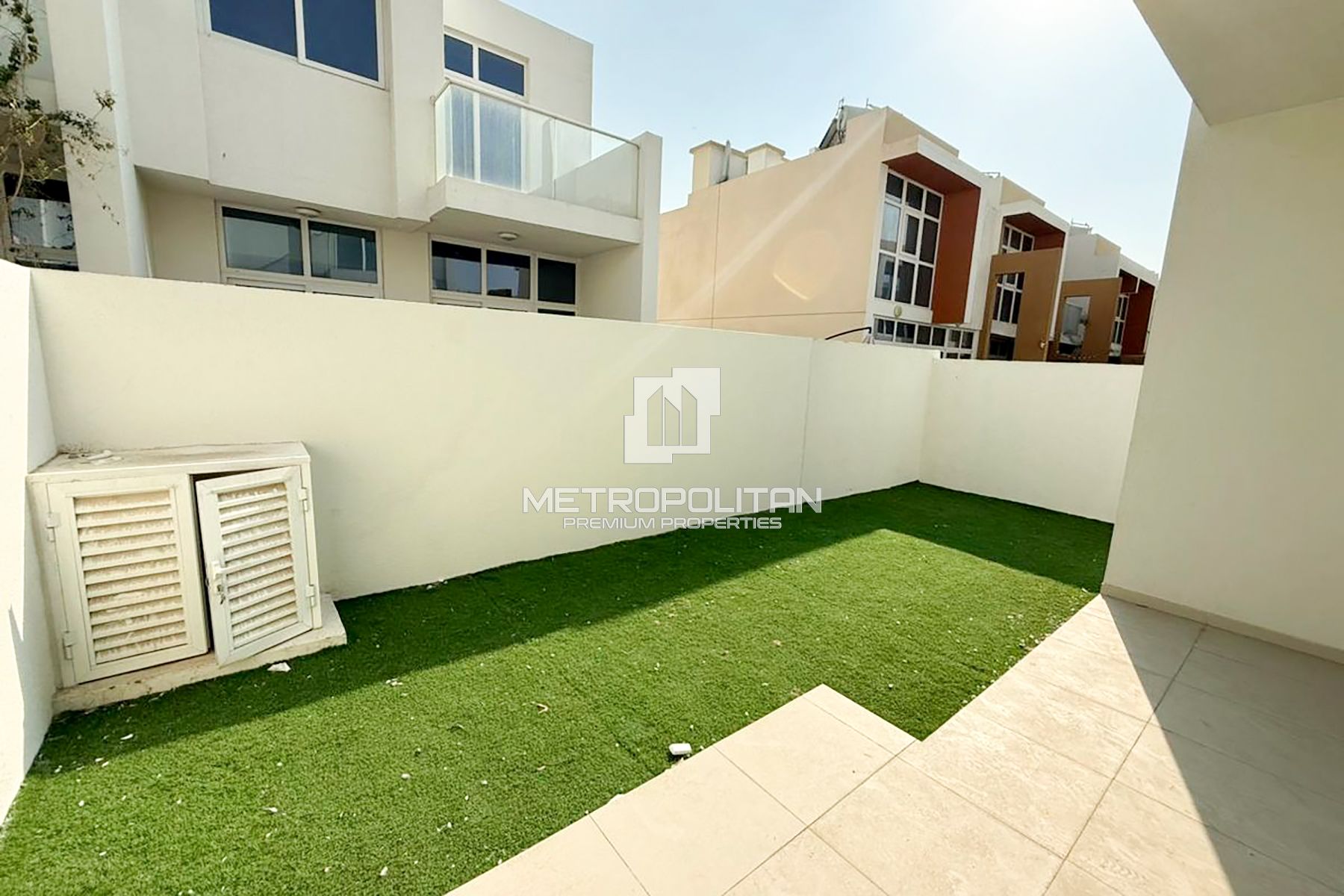 Image - Avencia 2, Damac Hills 2, Дубай | Project - Таунхаус