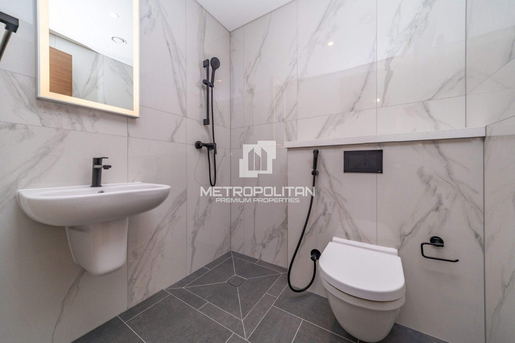 Image - Crest Grande, Mohammed Bin Rashid City, Dubai | Project - Appartement