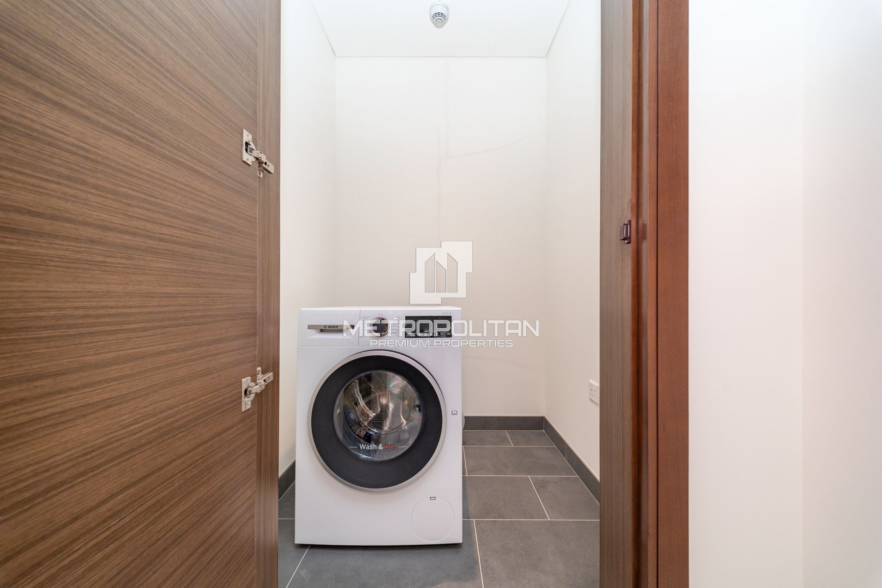 Image - Crest Grande, Mohammed Bin Rashid City, Dubai | Project - Appartement