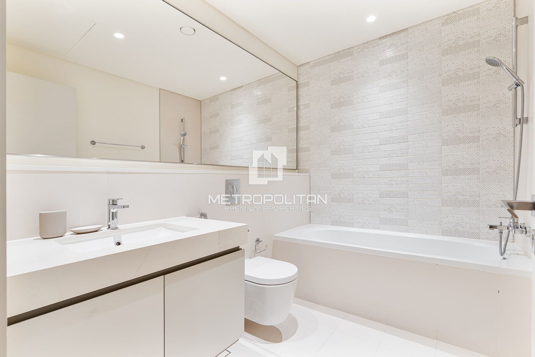 Image - Sunrise Bay Tower 1, Dubai Harbour, Dubai | Project - Appartement