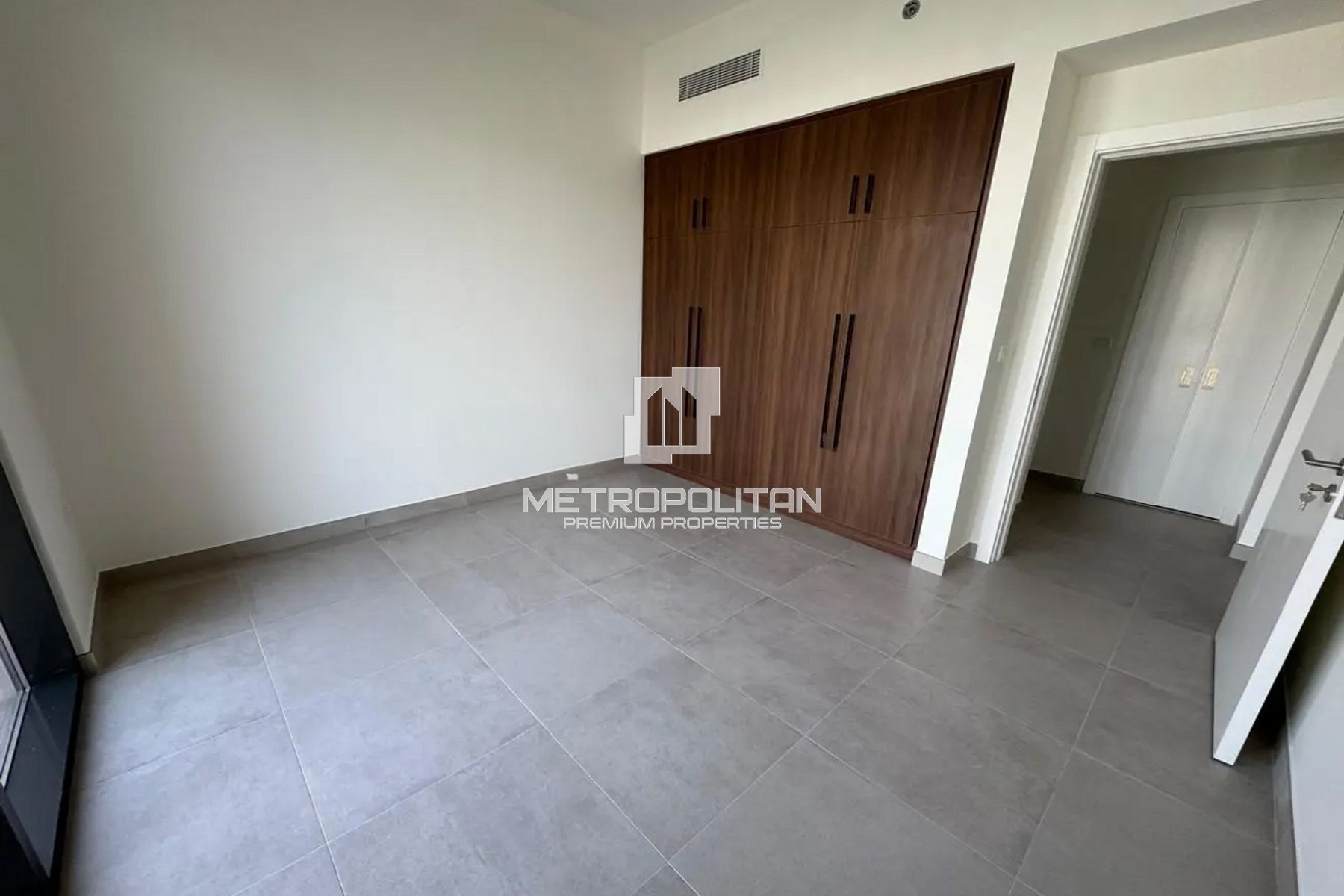 Appartement 1 chambre à louer à Town Square – MPR-8904 photo-1