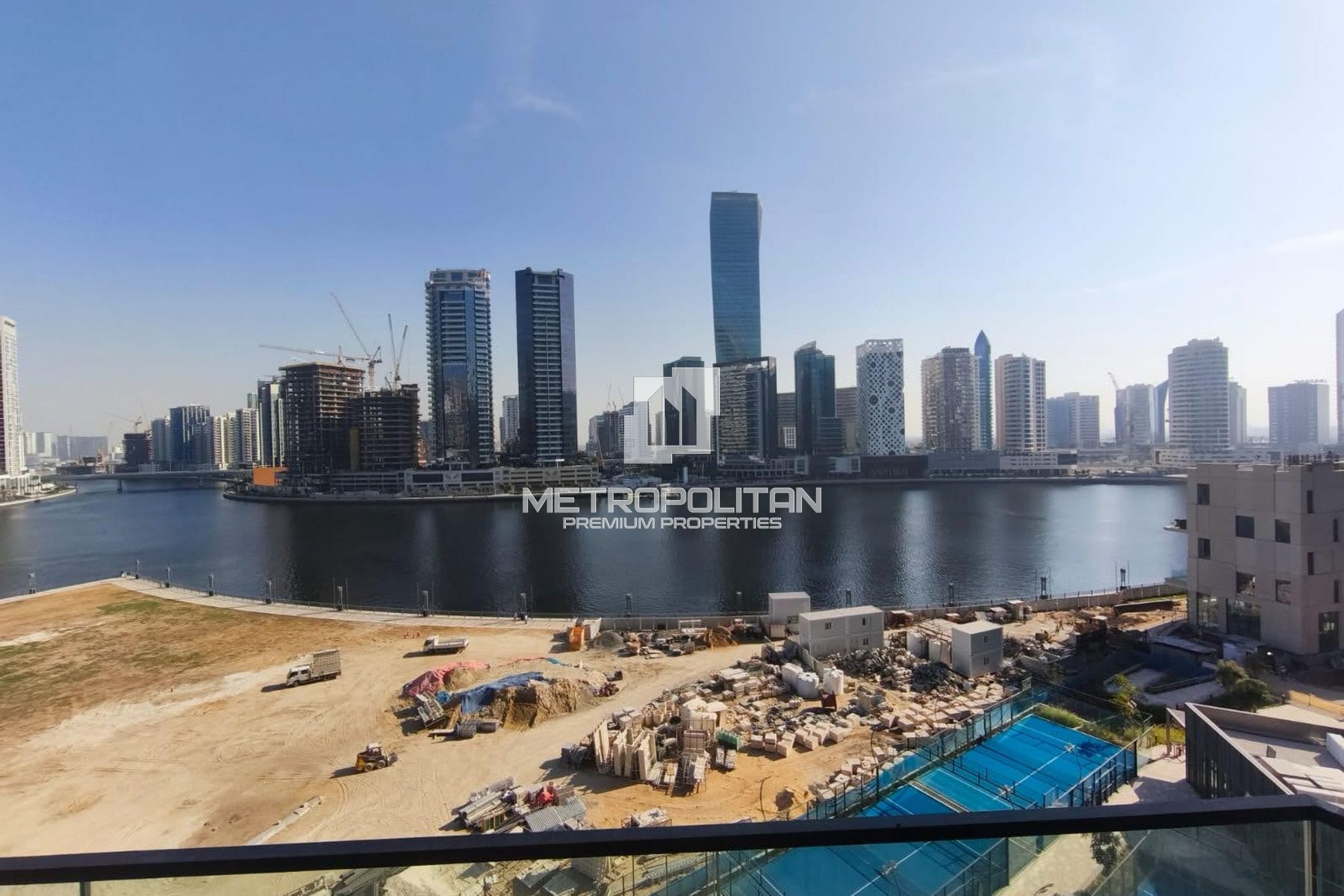 شقة بغرفة نوم واحدة للإيجار في الخليج التجاري – MPR-8911