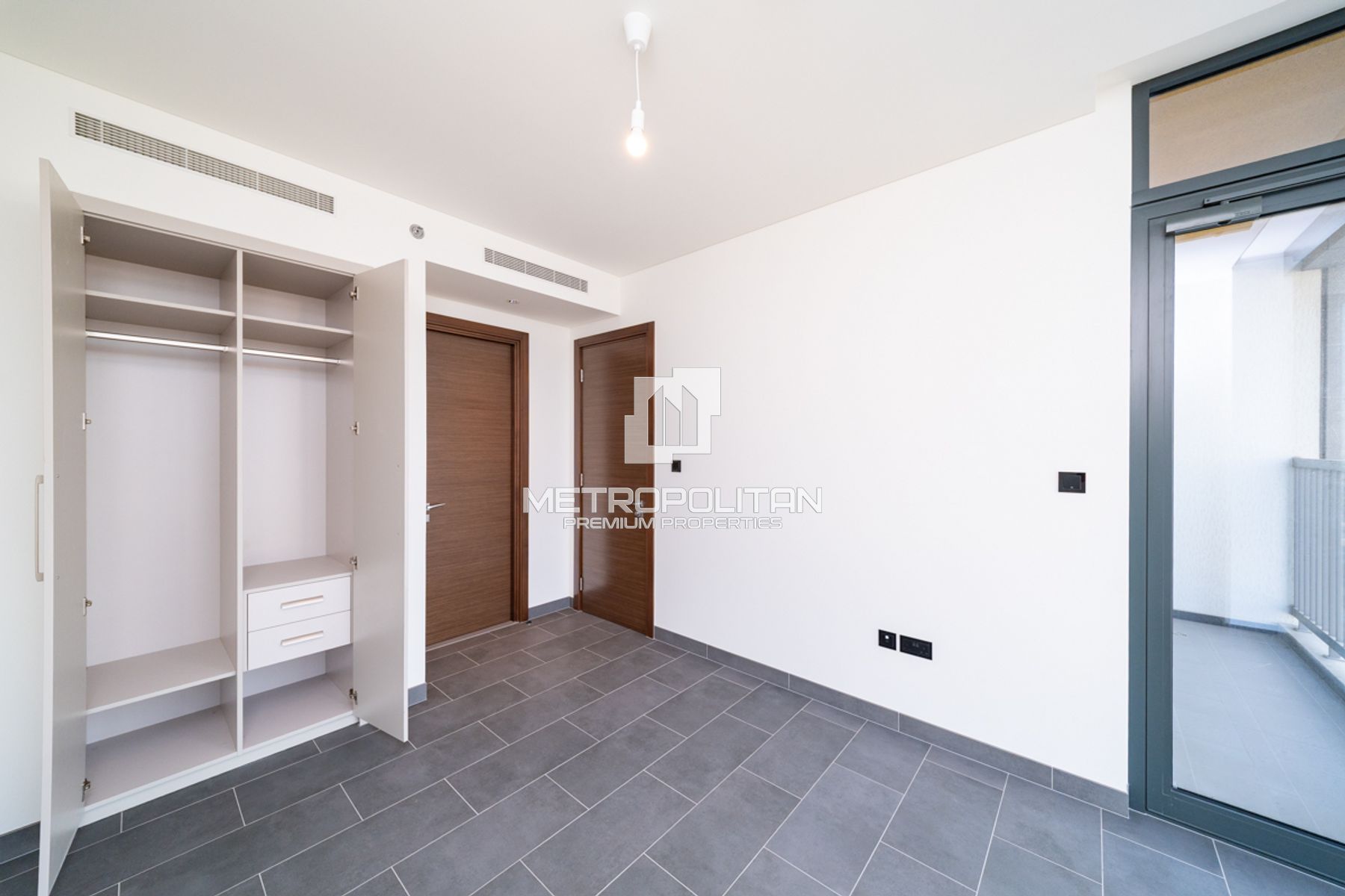 Image - The Crest Tower C, Mohammed Bin Rashid City, Dubai | Project - Apartment