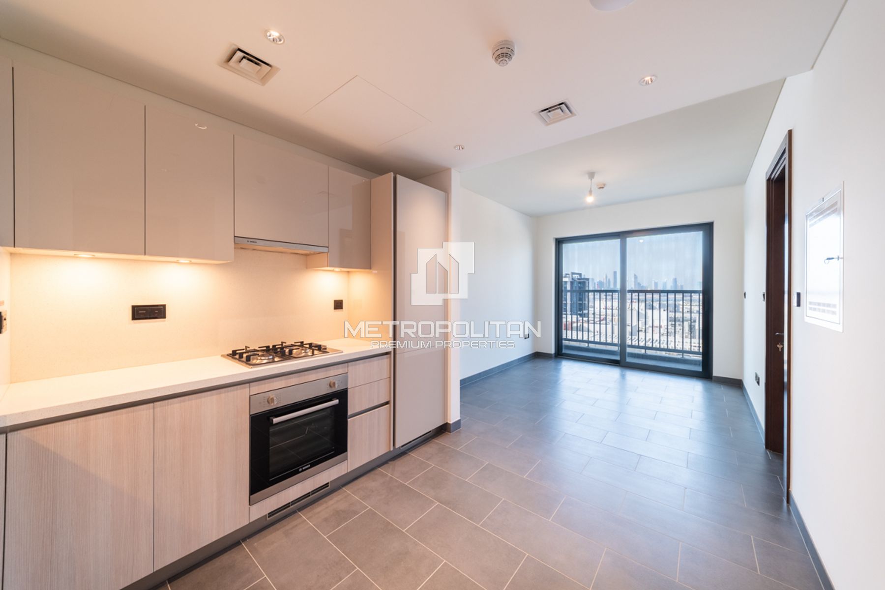 Image - The Crest Tower C, Mohammed Bin Rashid City, Dubai | Project - Apartment