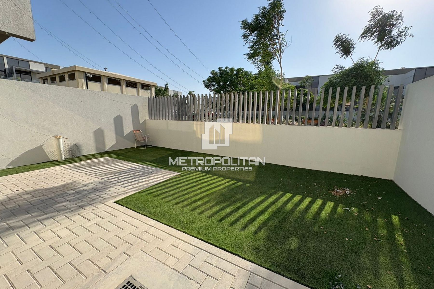 Single Row | Unfurnished | Ready to Move-In photo-2