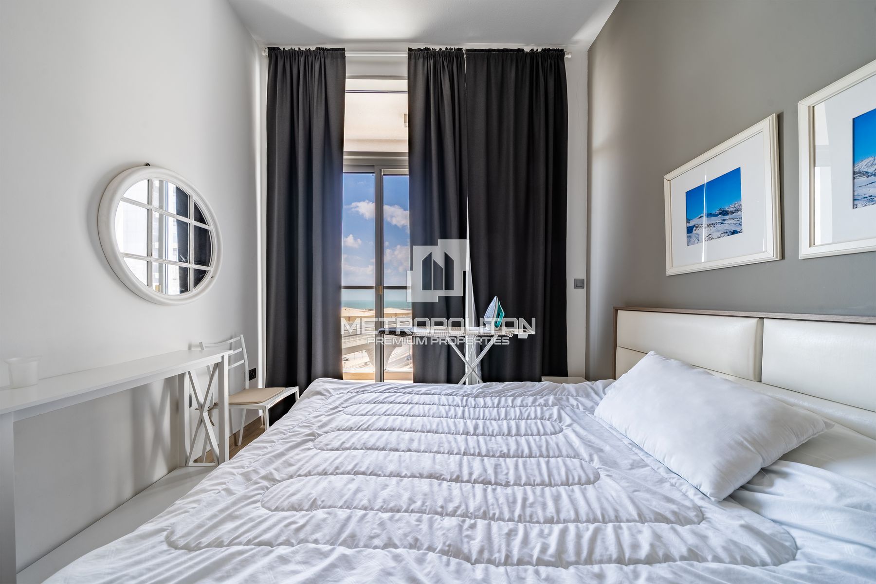 Prime Location | Vacant | Fully Furnished photo-2