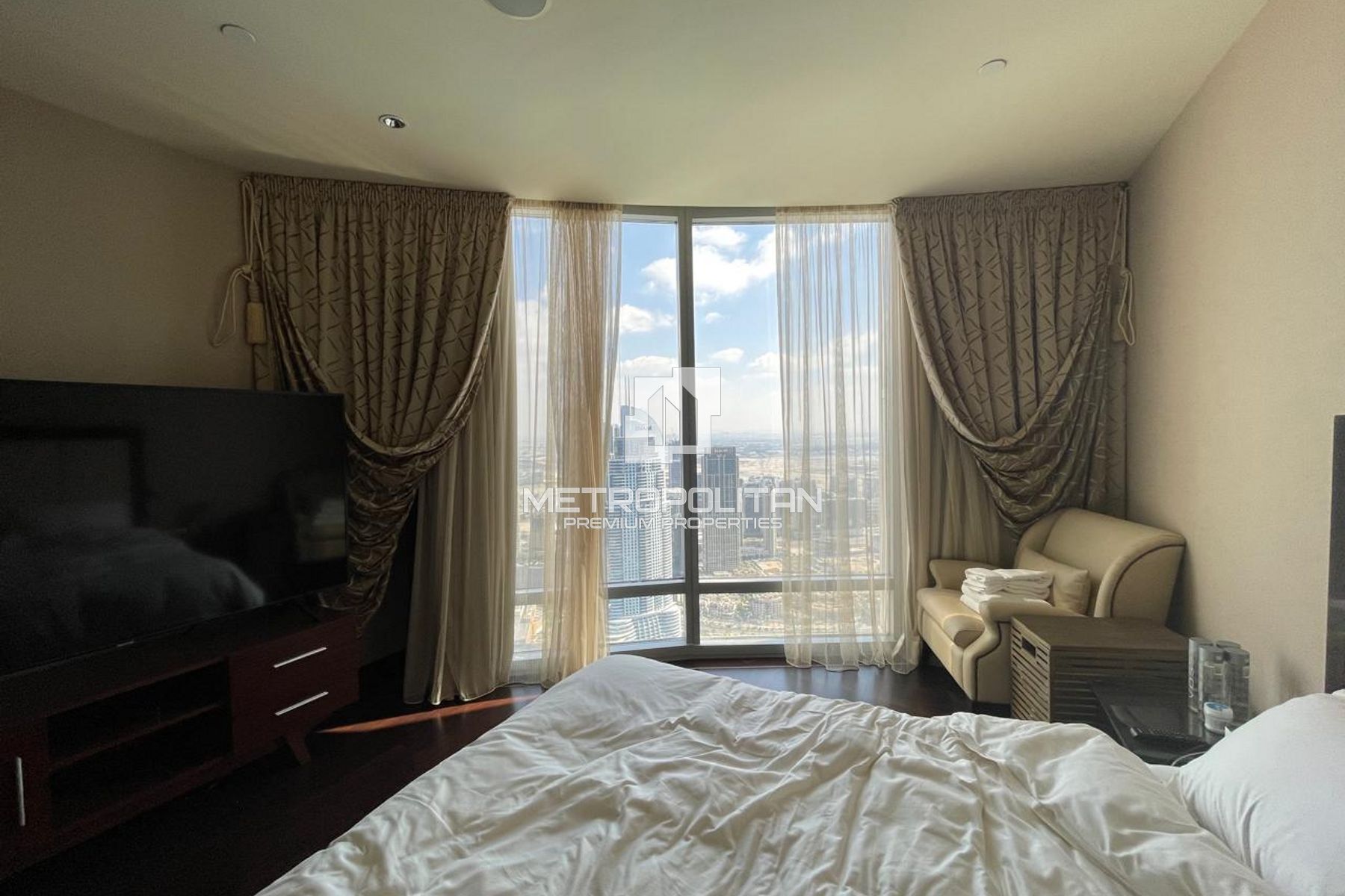 Image - Burj Khalifa, Downtown Dubai, Дубай | Project - Апартаменты