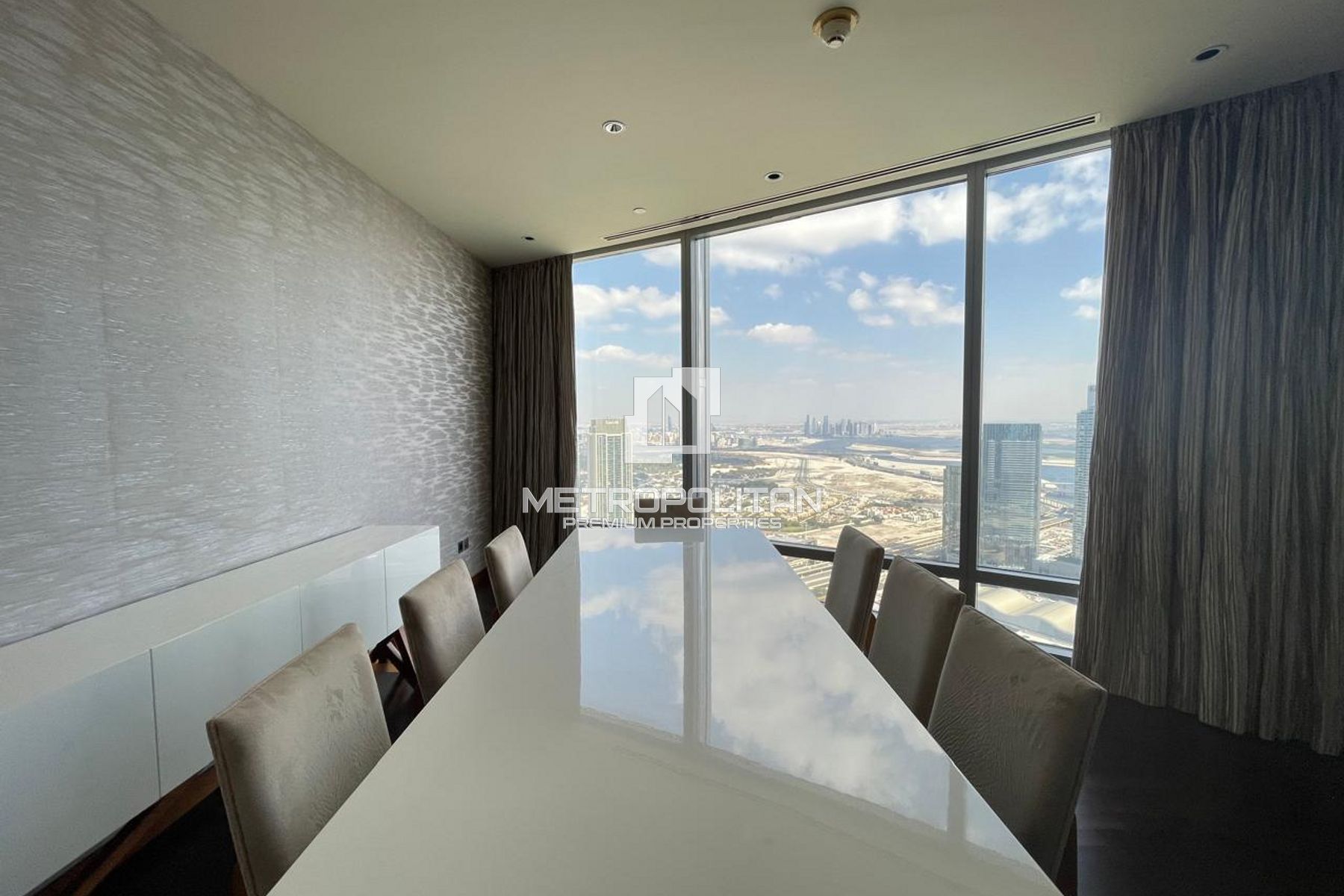 Image - Burj Khalifa, Downtown Dubai, Дубай | Project - Апартаменты