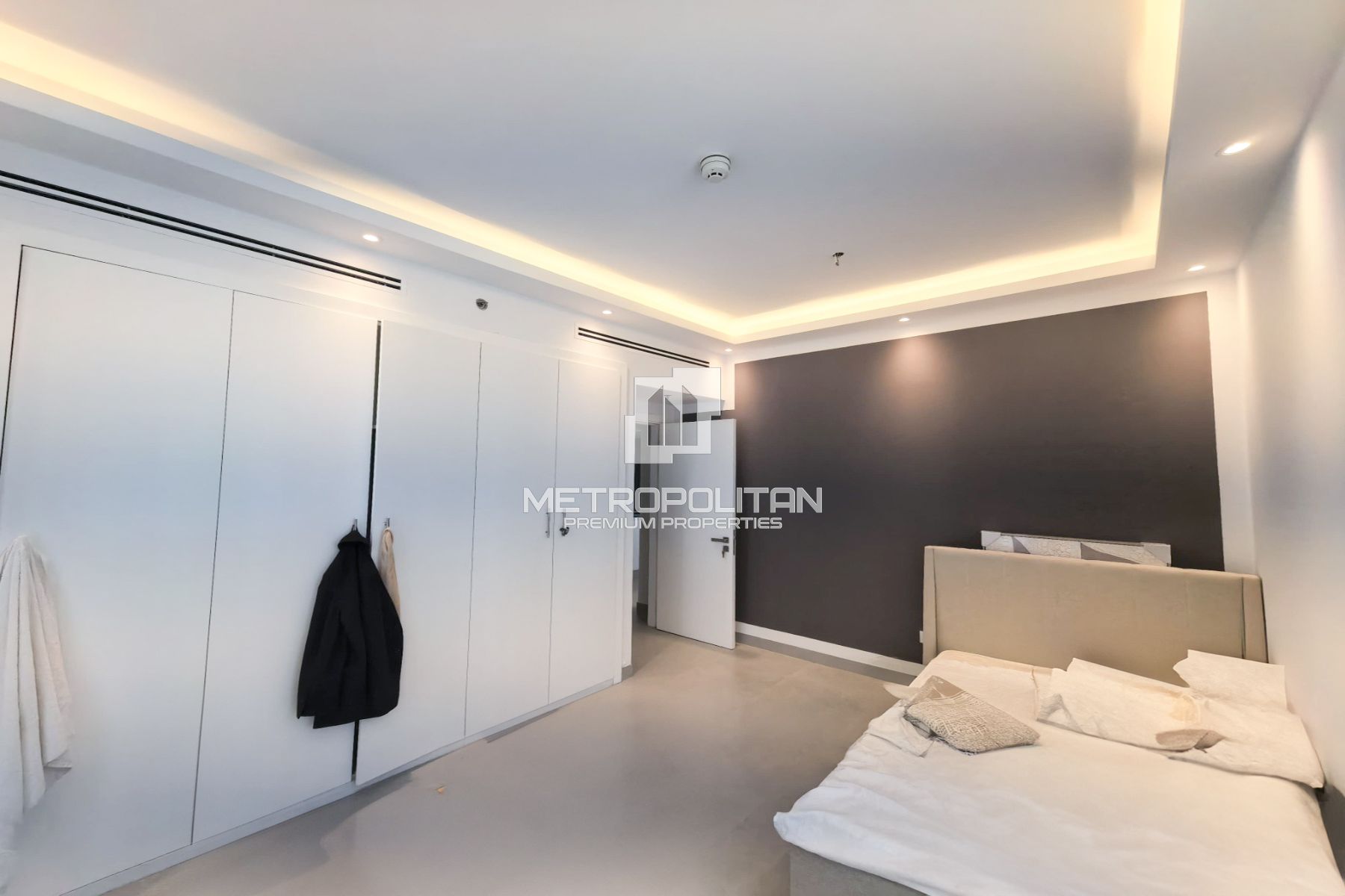 Fully Furnished | Prime Park View | Near Metro