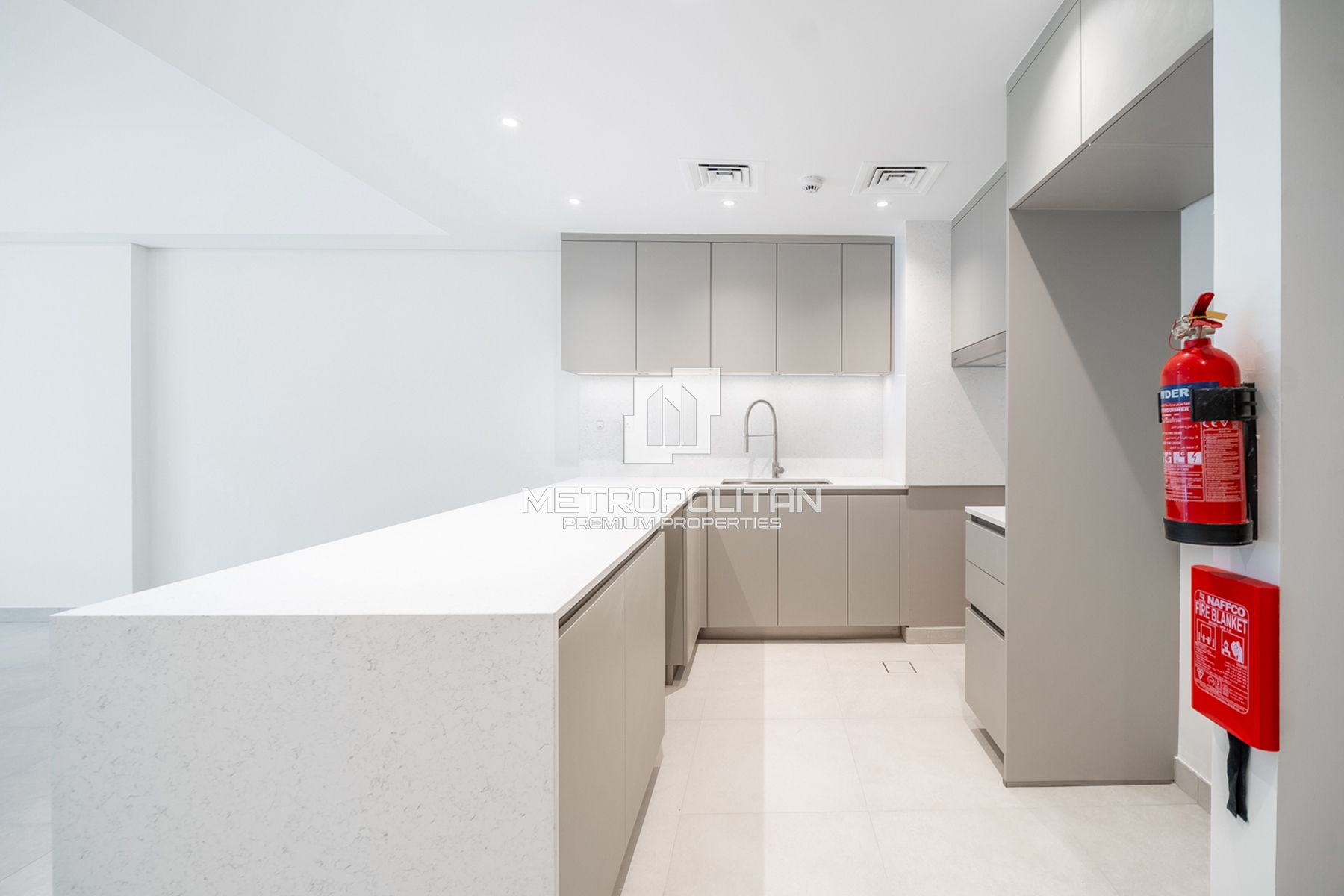 Image - Al Jazi 2, Umm Suqeim, Dubai | Project - شقة