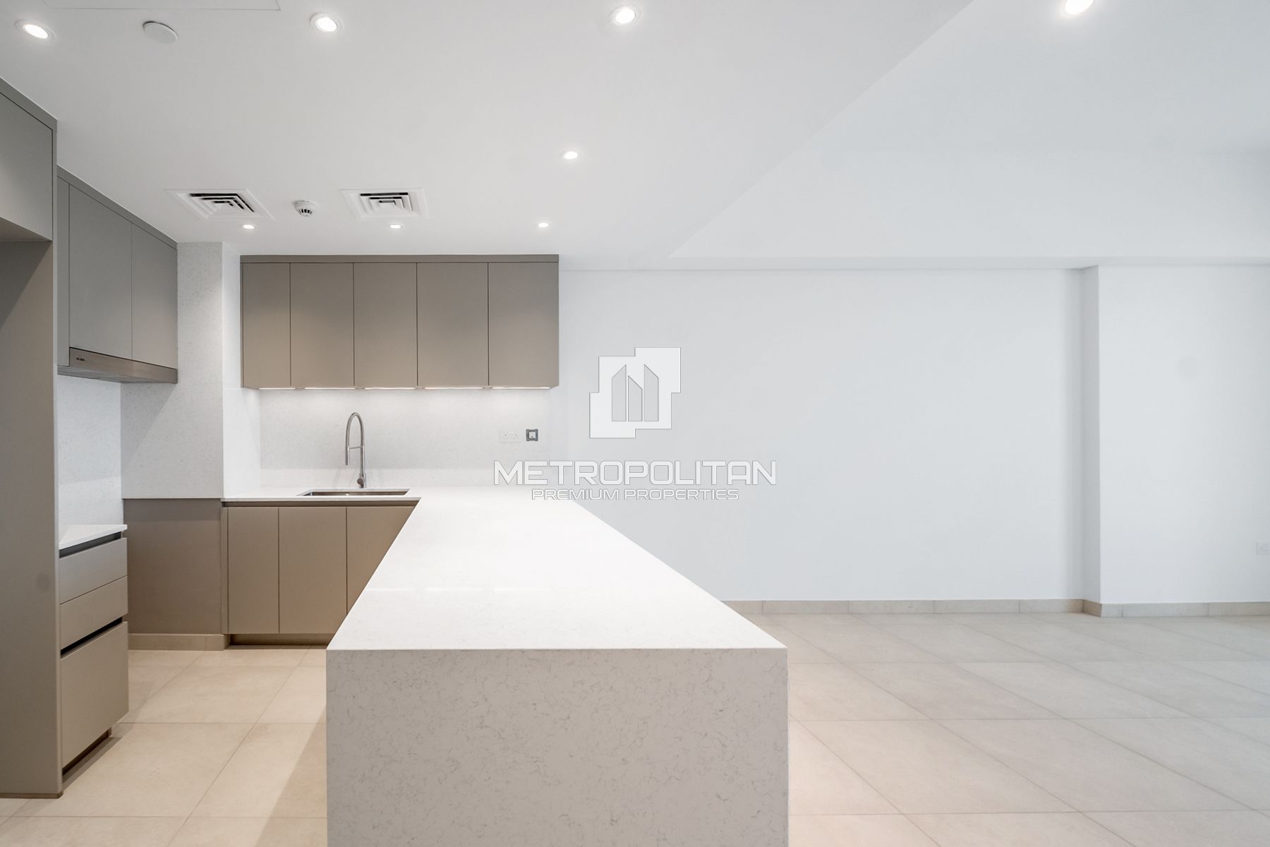 Image - Al Jazi 2, Umm Suqeim, Dubai | Project - شقة