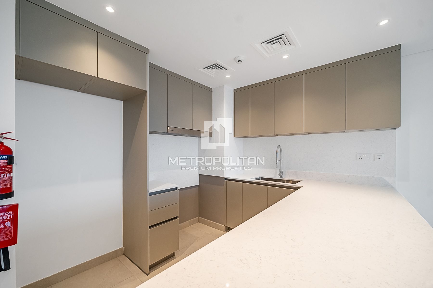 Image - Al Jazi 2, Umm Suqeim, Dubai | Project - شقة