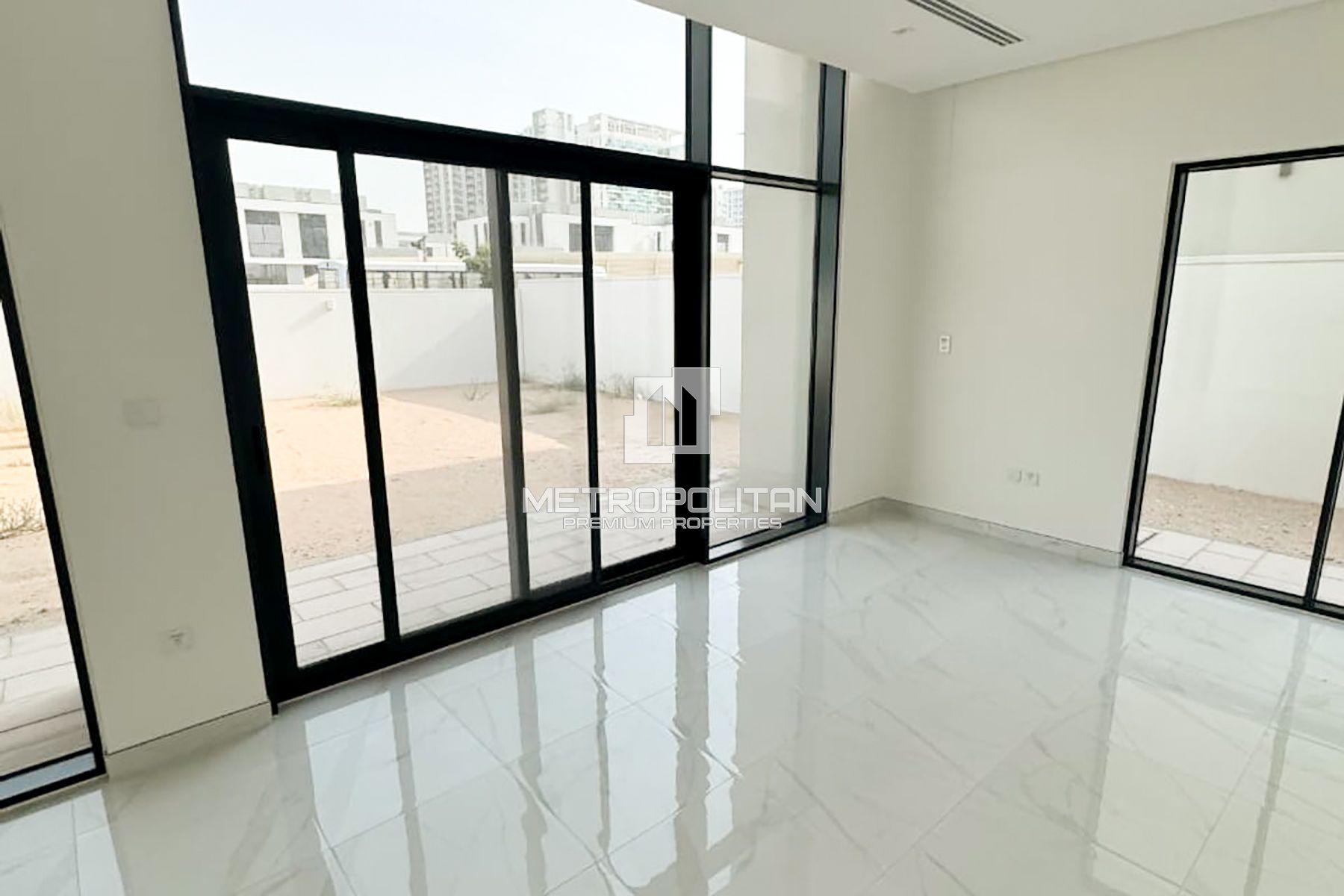 4BR别墅出租在Al Furjan – MPR-8962 photo-4