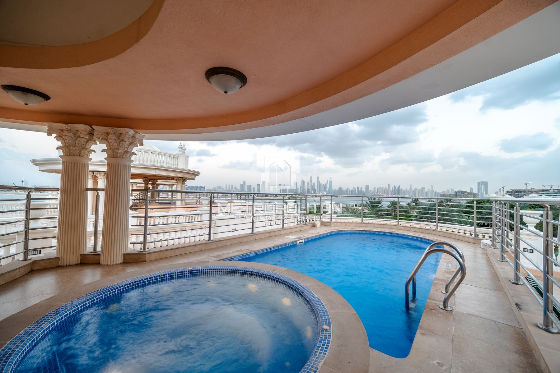 Luxury Beachfront Villa| 5 Star Resort Privileges