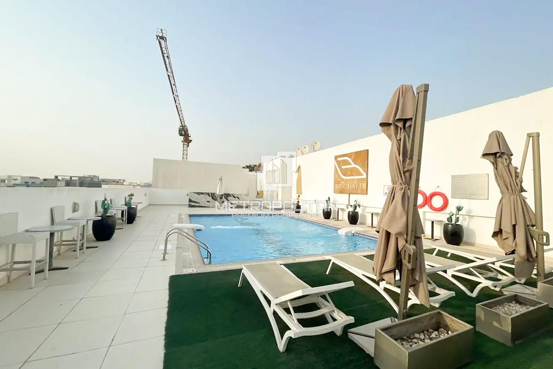 Furnished | Spacious | 1 Bedroom | Vacant March photo-8