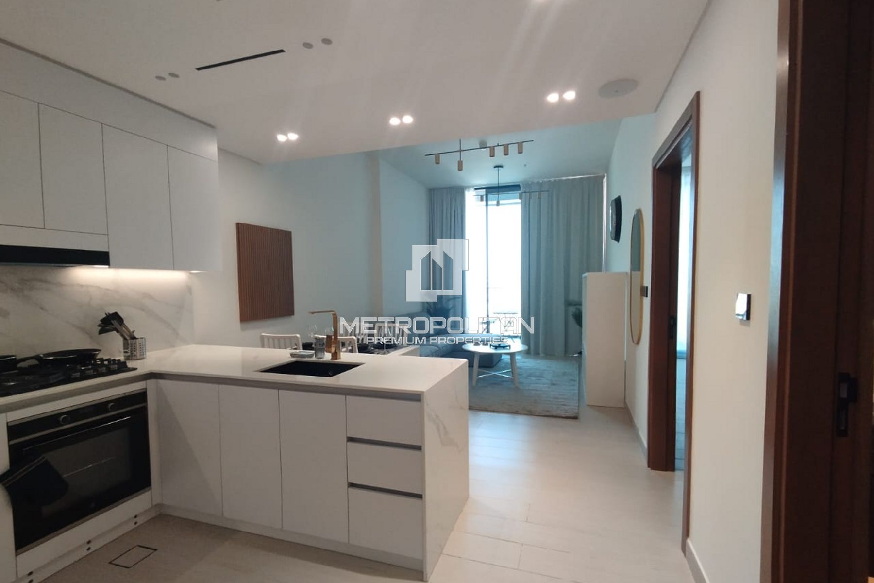 Modern and Stylish | Prime Location | Spacious photo-4