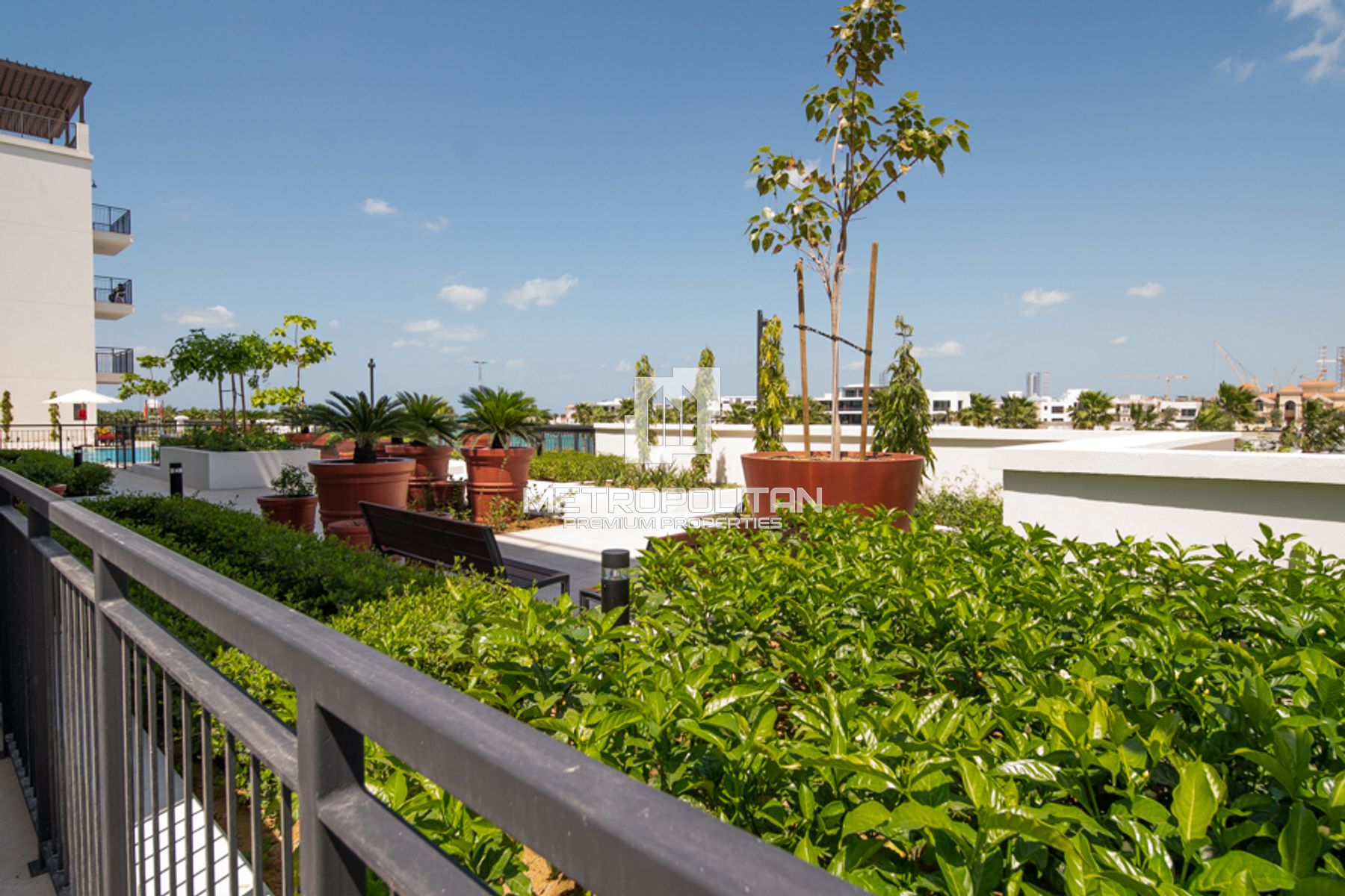 Biggest Layout | Furnished | Great Sea View photo-9