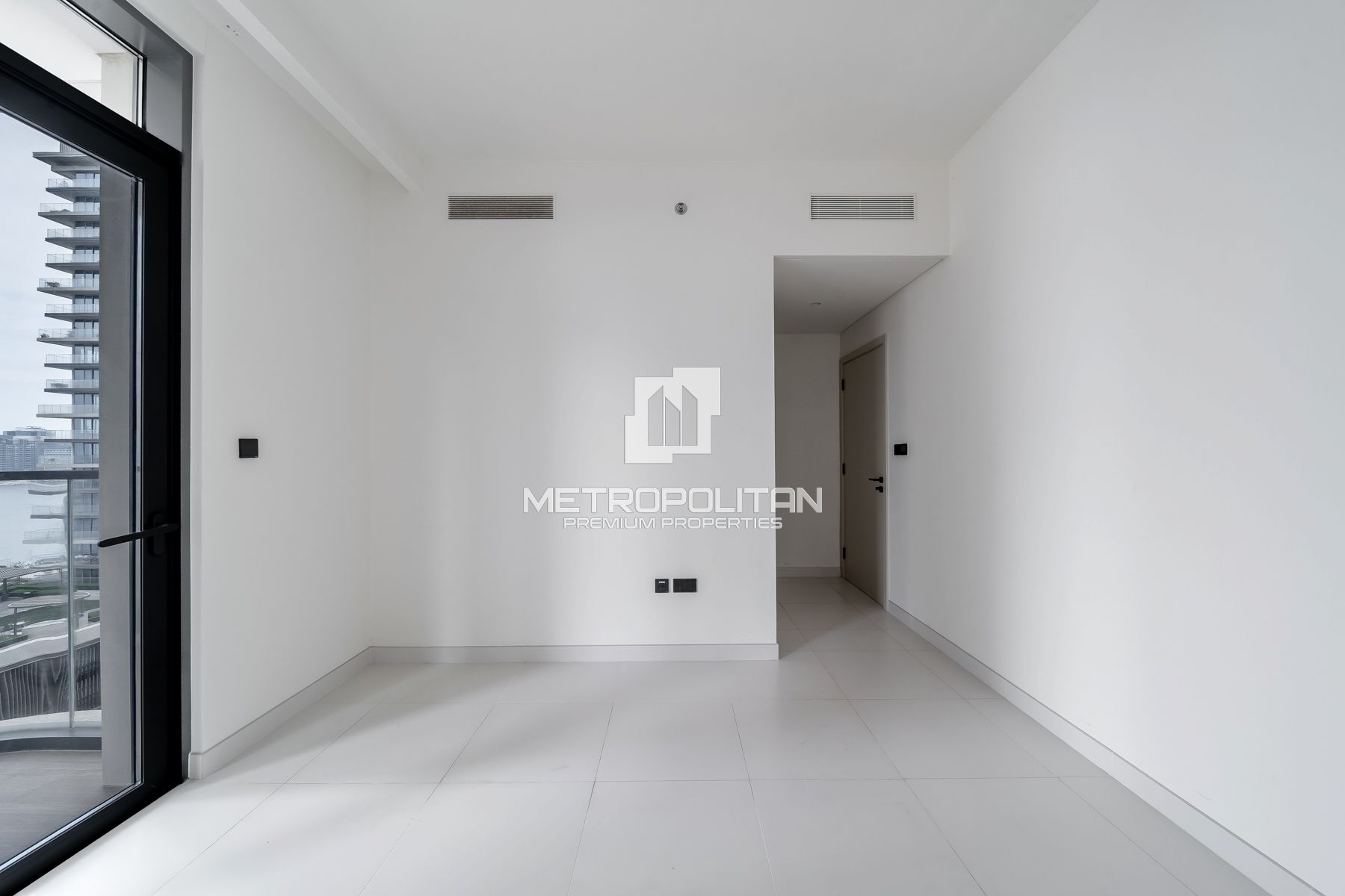 Image - Marina Vista Tower 2, Dubai Harbour, Дубай | Project - Апартаменты