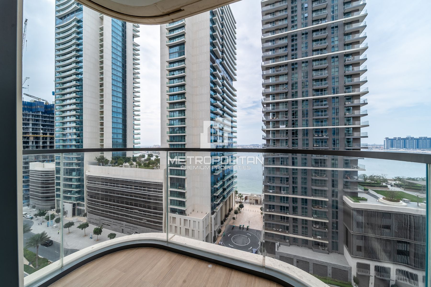 Image - Marina Vista Tower 2, Dubai Harbour, Дубай | Project - Апартаменты