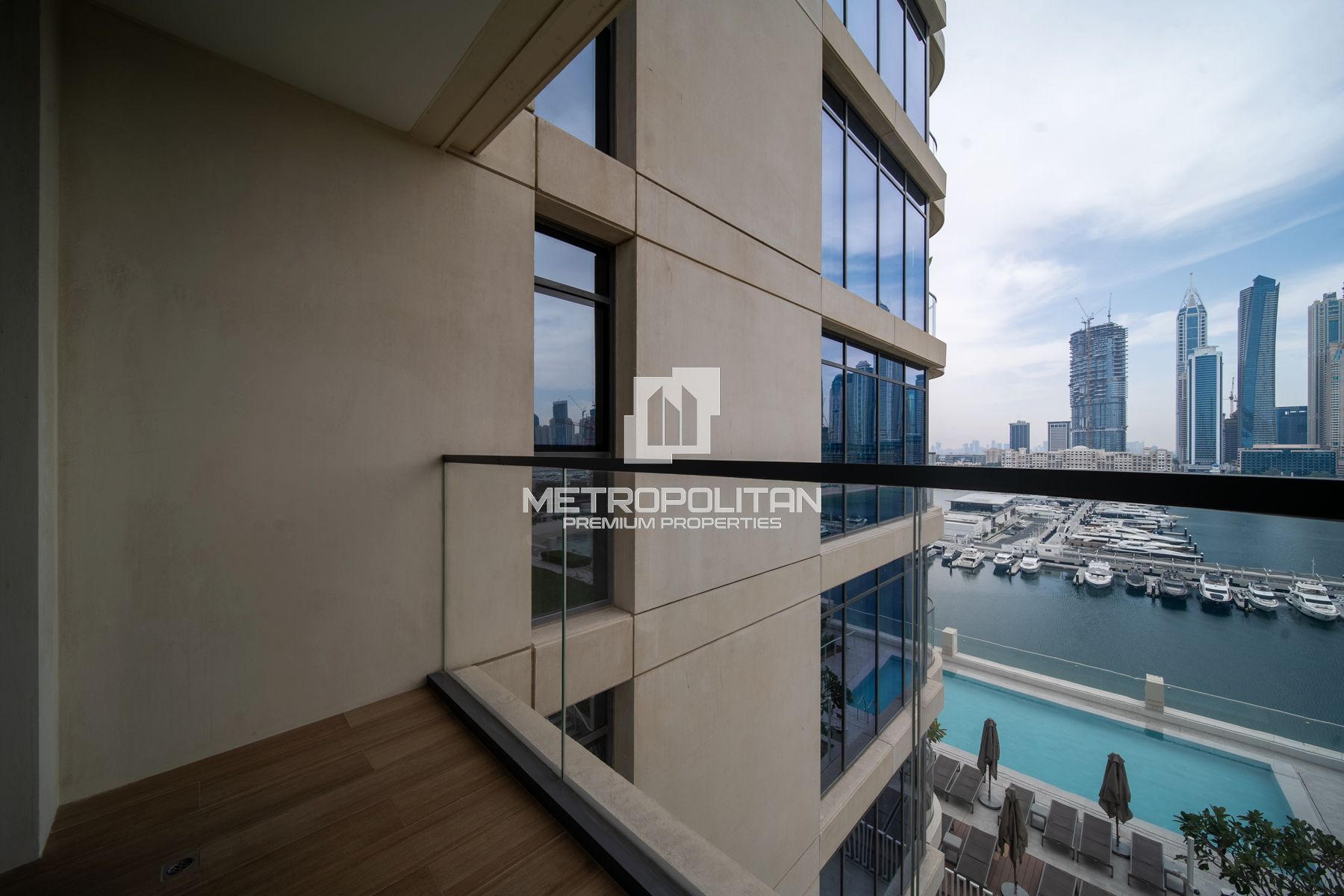 Image - Marina Vista Tower 2, Dubai Harbour, Дубай | Project - Апартаменты