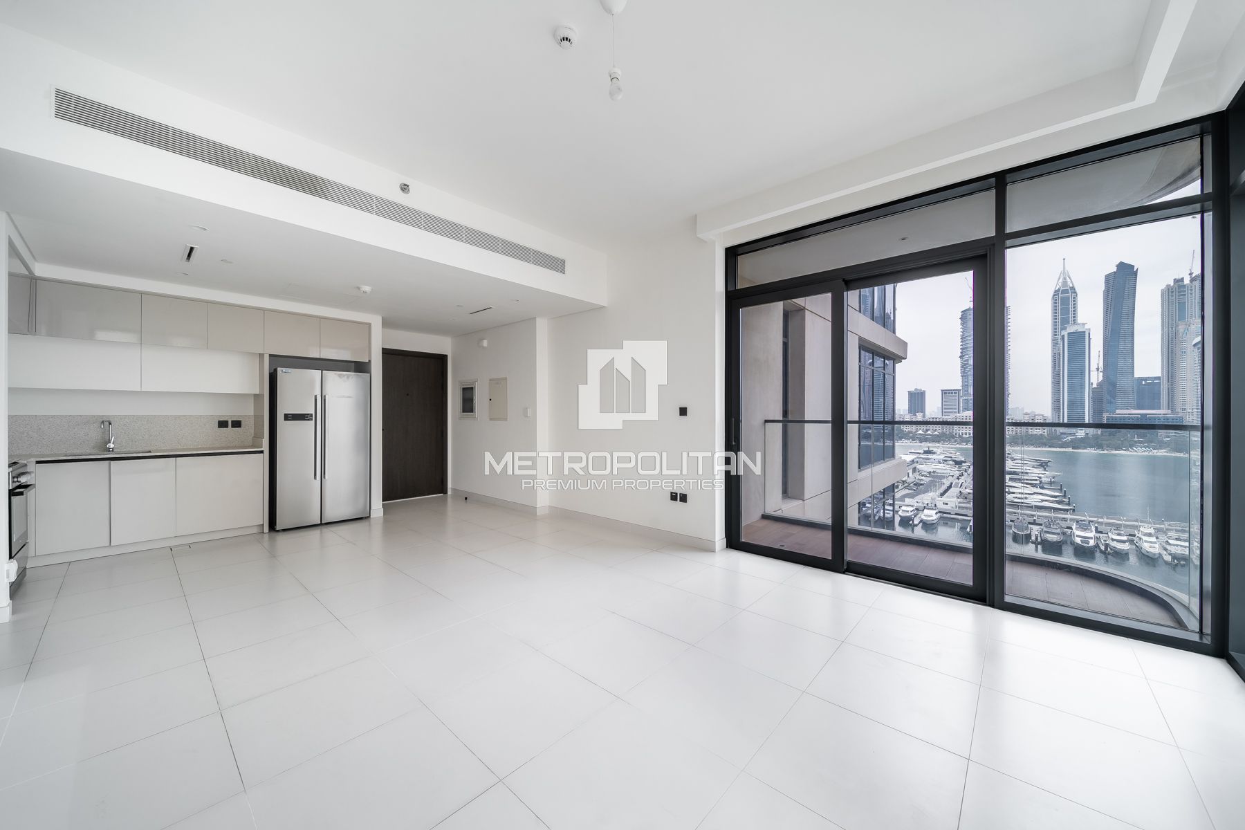 Image - Marina Vista Tower 2, Dubai Harbour, Дубай | Project - Апартаменты