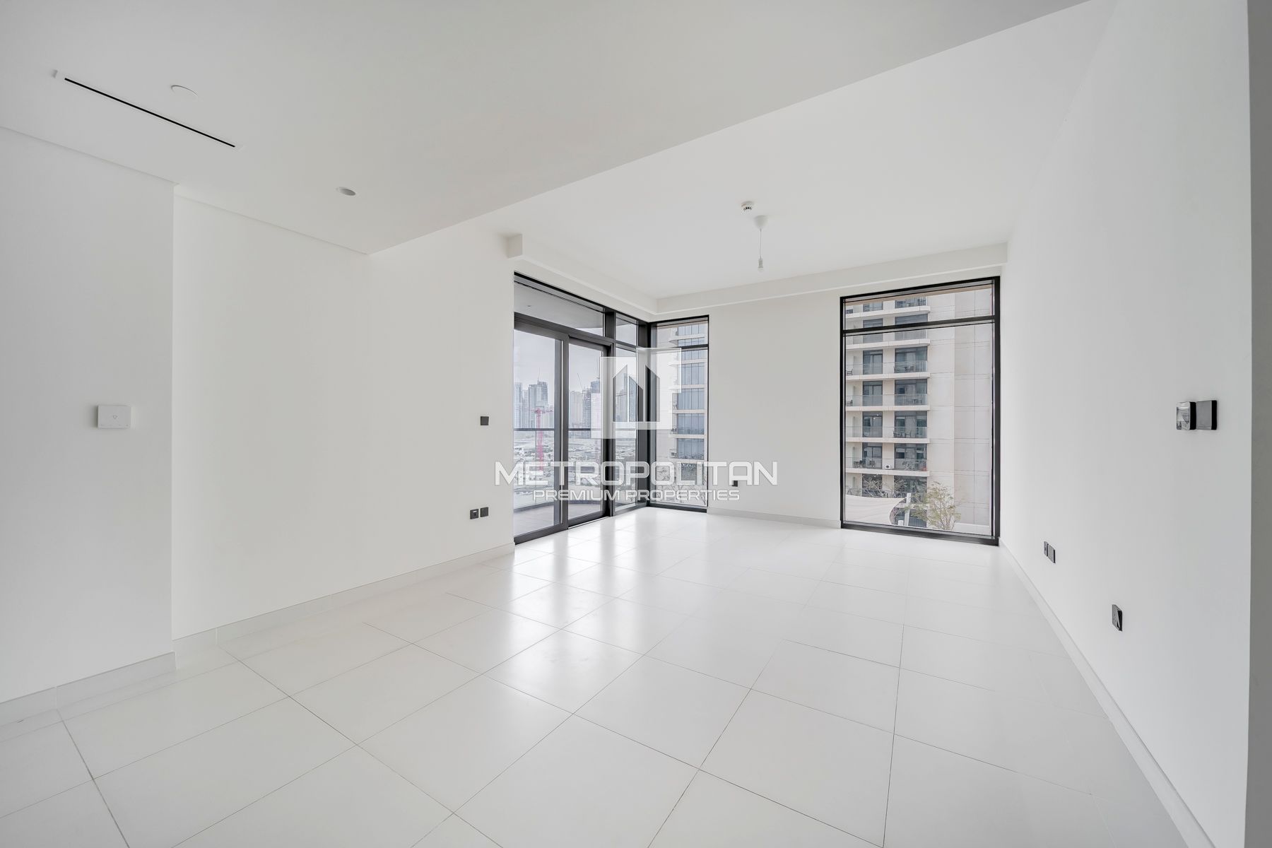 Image - Marina Vista Tower 2, Dubai Harbour, Дубай | Project - Апартаменты