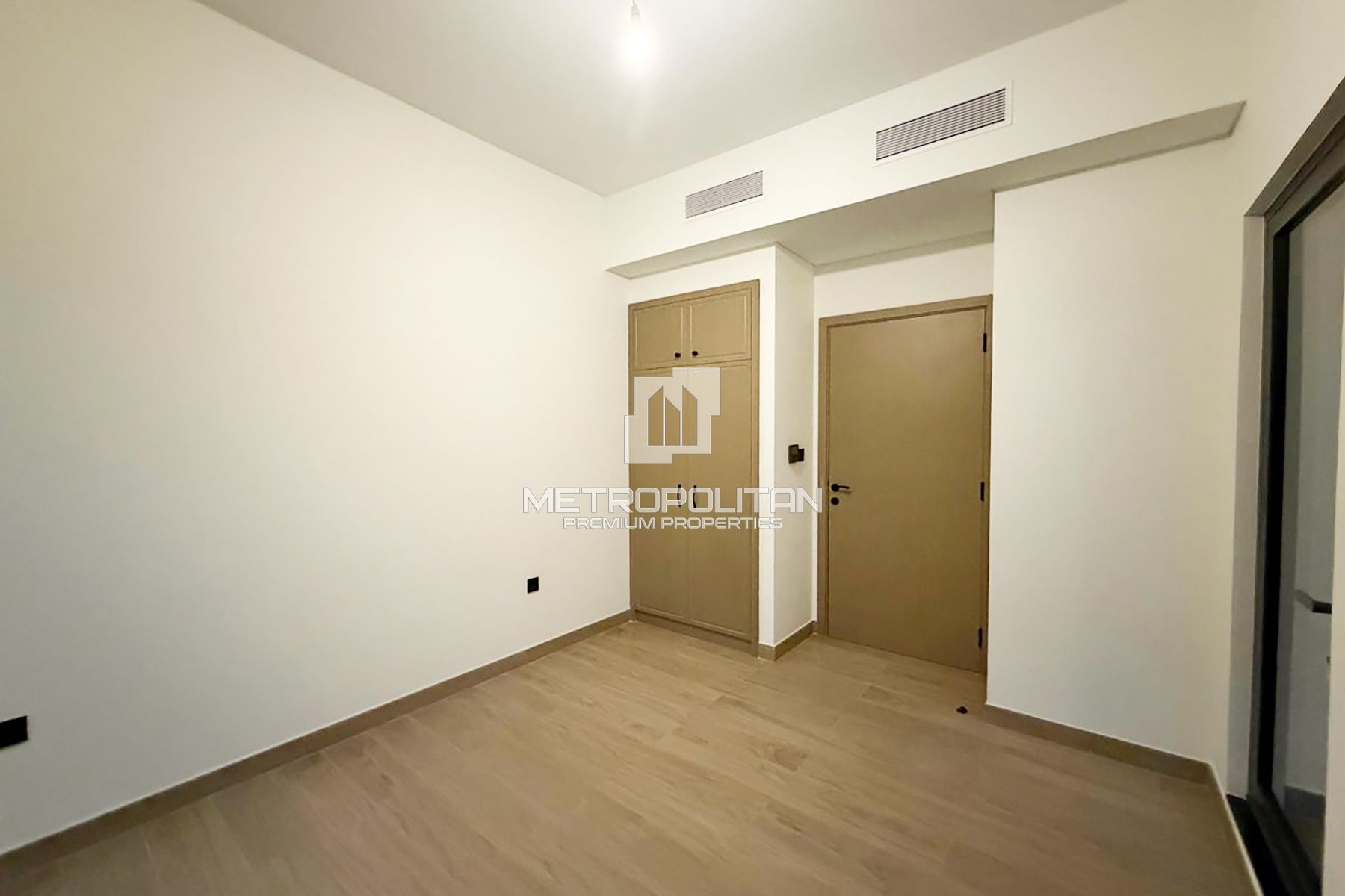 5BR联排别墅出租在Damac Lagoons – MPR-9052 photo-0